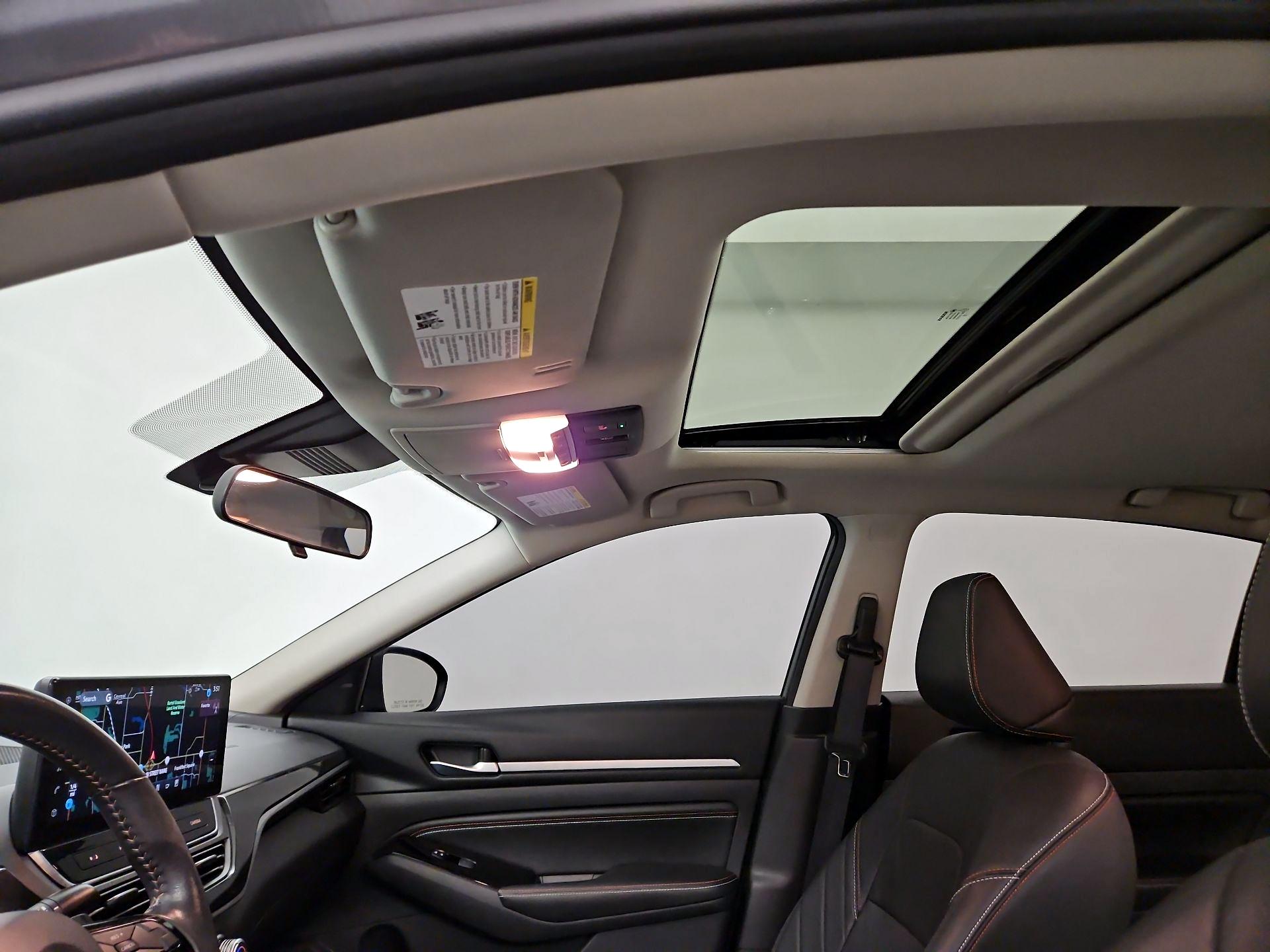 Thumbnail: 2023 Nissan Altima - 20