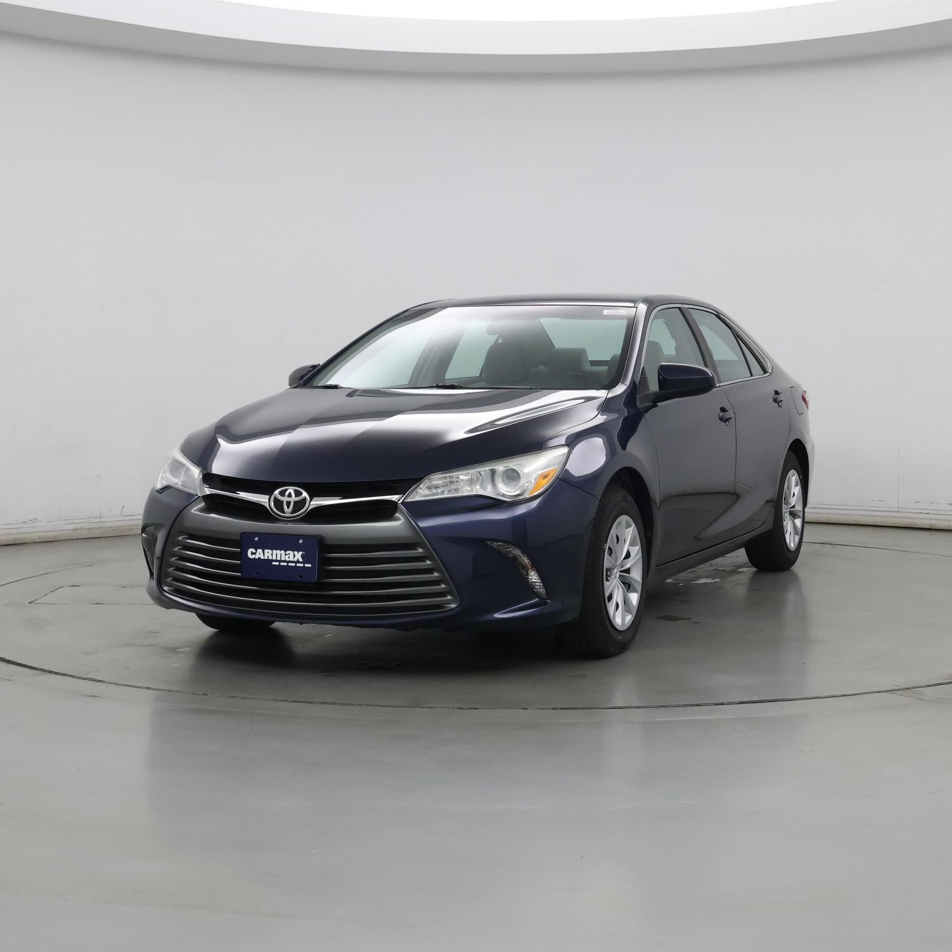 Thumbnail: 2017 Toyota Camry - 4
