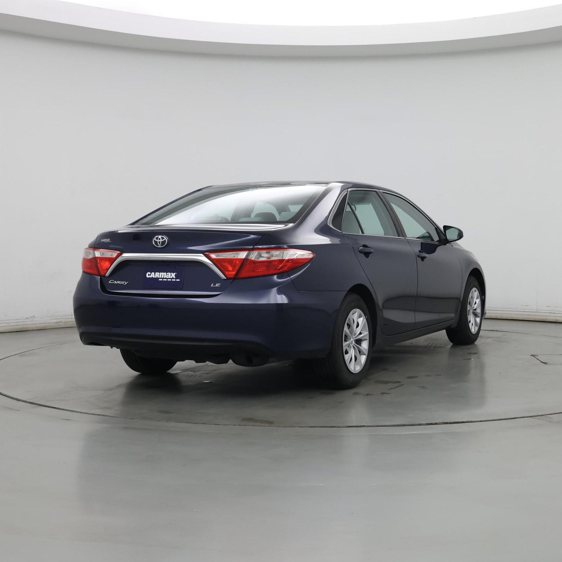 Thumbnail: 2017 Toyota Camry - 8