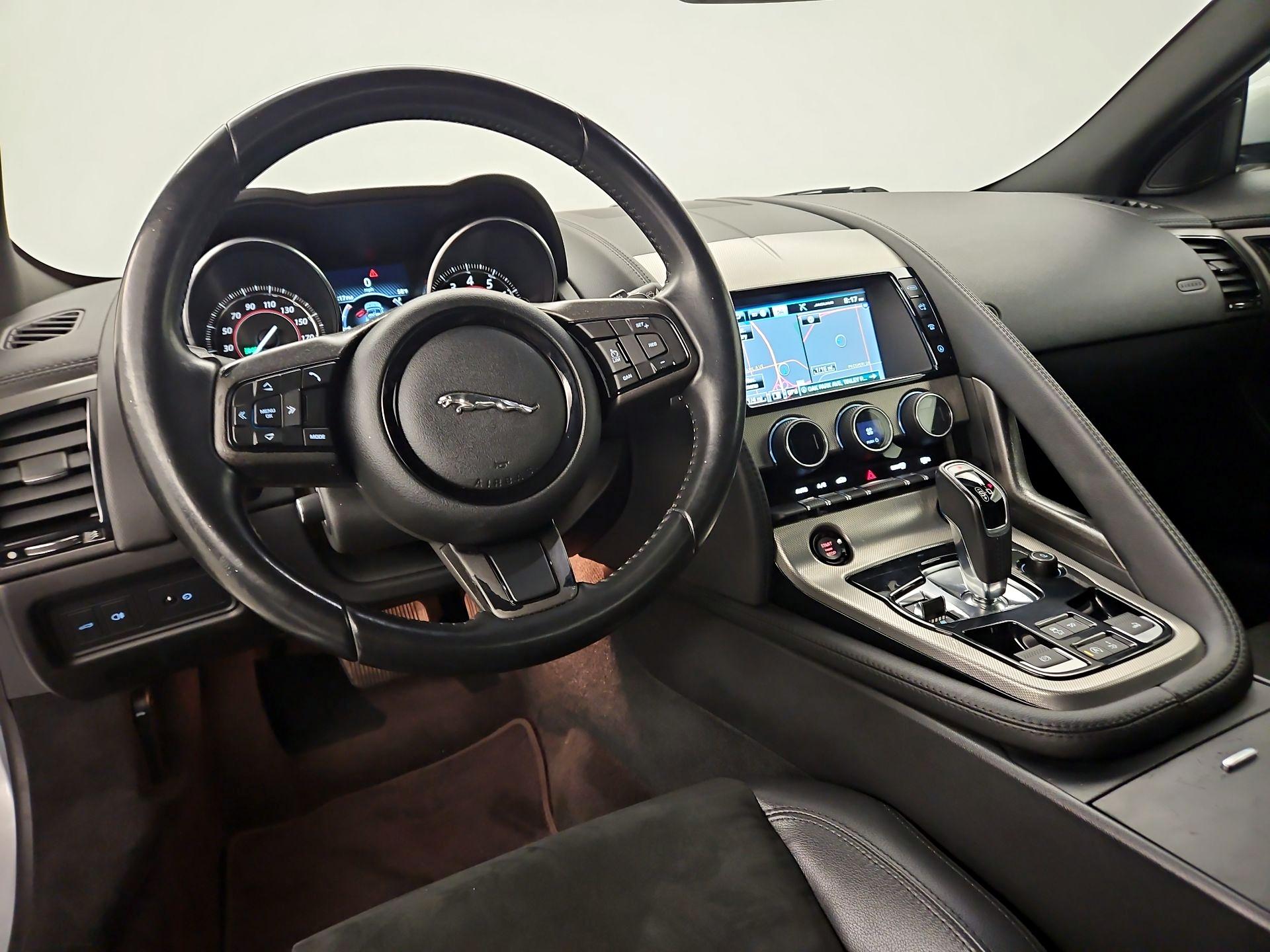 Thumbnail: 2016 Jaguar F-Type - 9