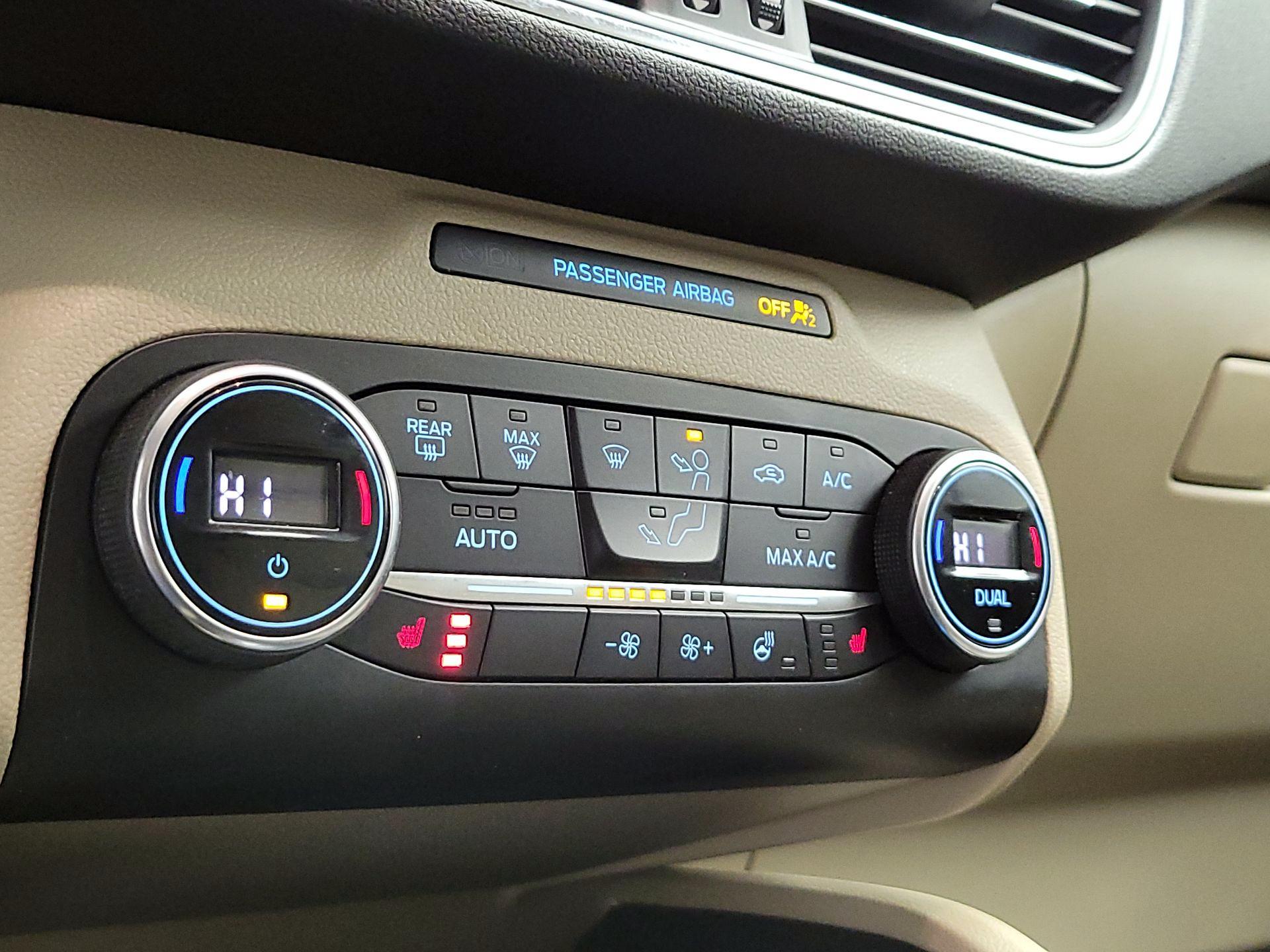 Thumbnail: 2020 Ford Escape - 17