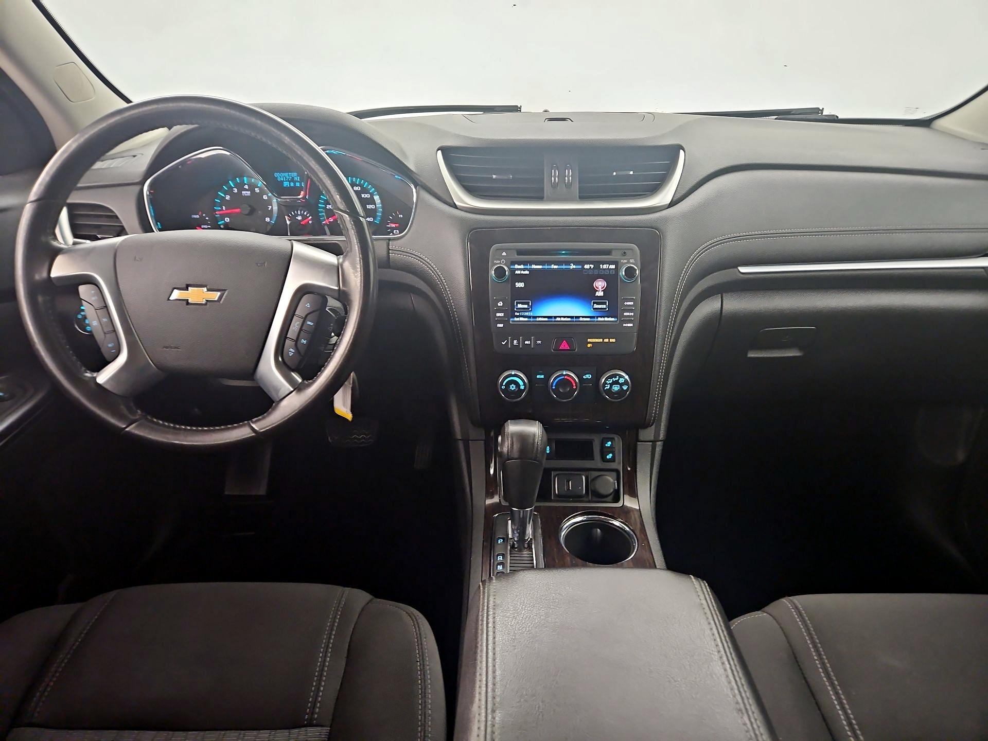 Thumbnail: 2017 Chevrolet Traverse - 9