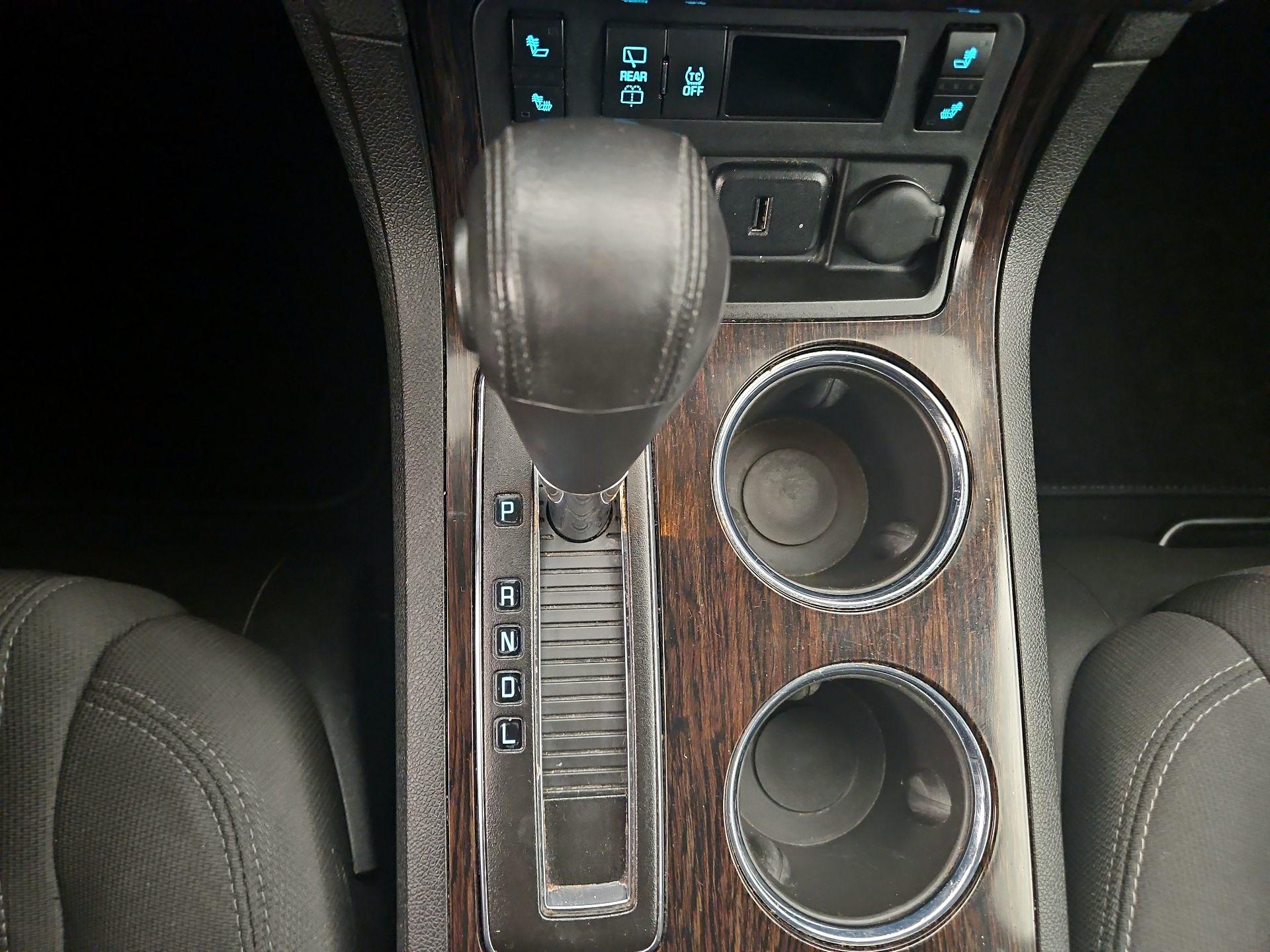 Thumbnail: 2017 Chevrolet Traverse - 17