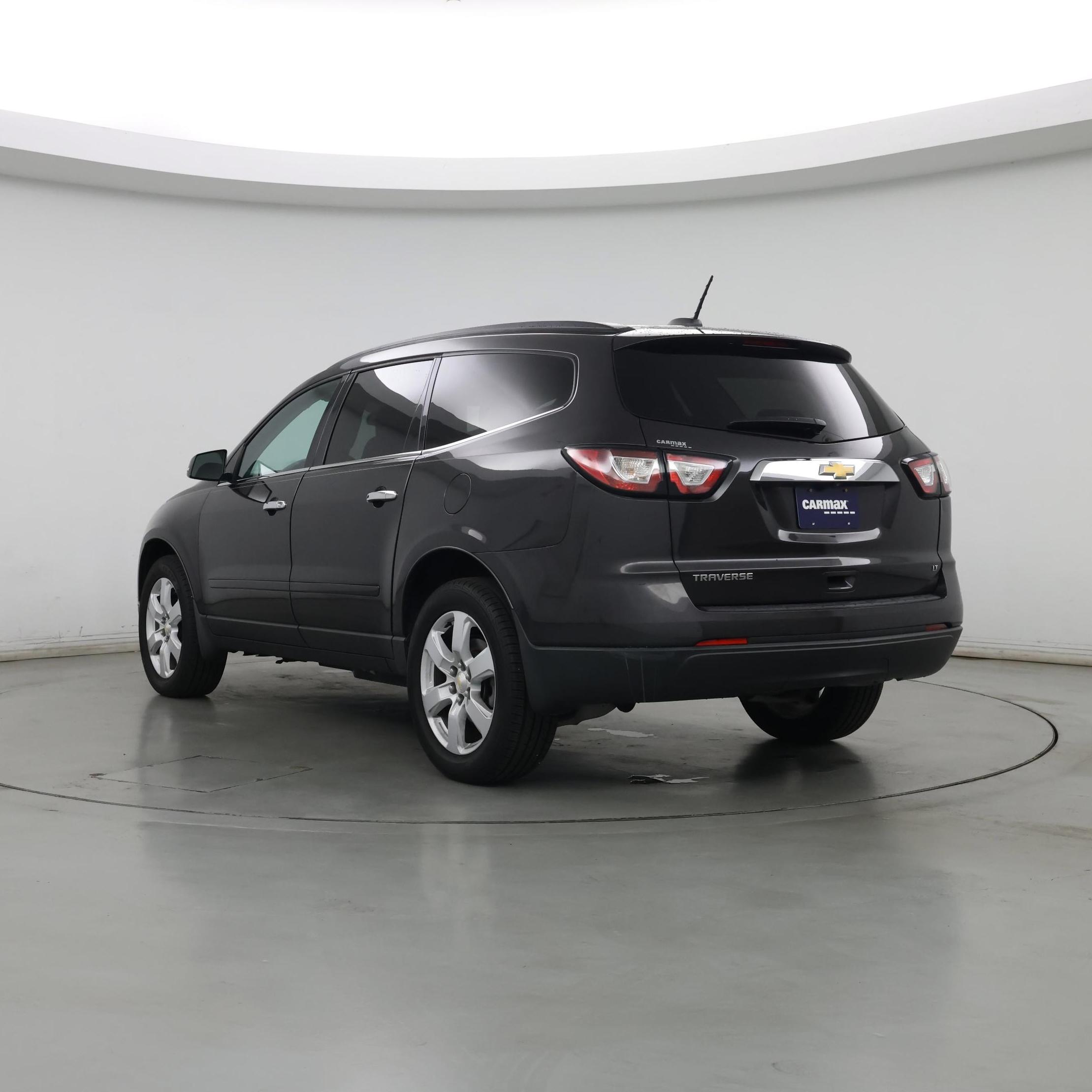 Thumbnail: 2017 Chevrolet Traverse - 2