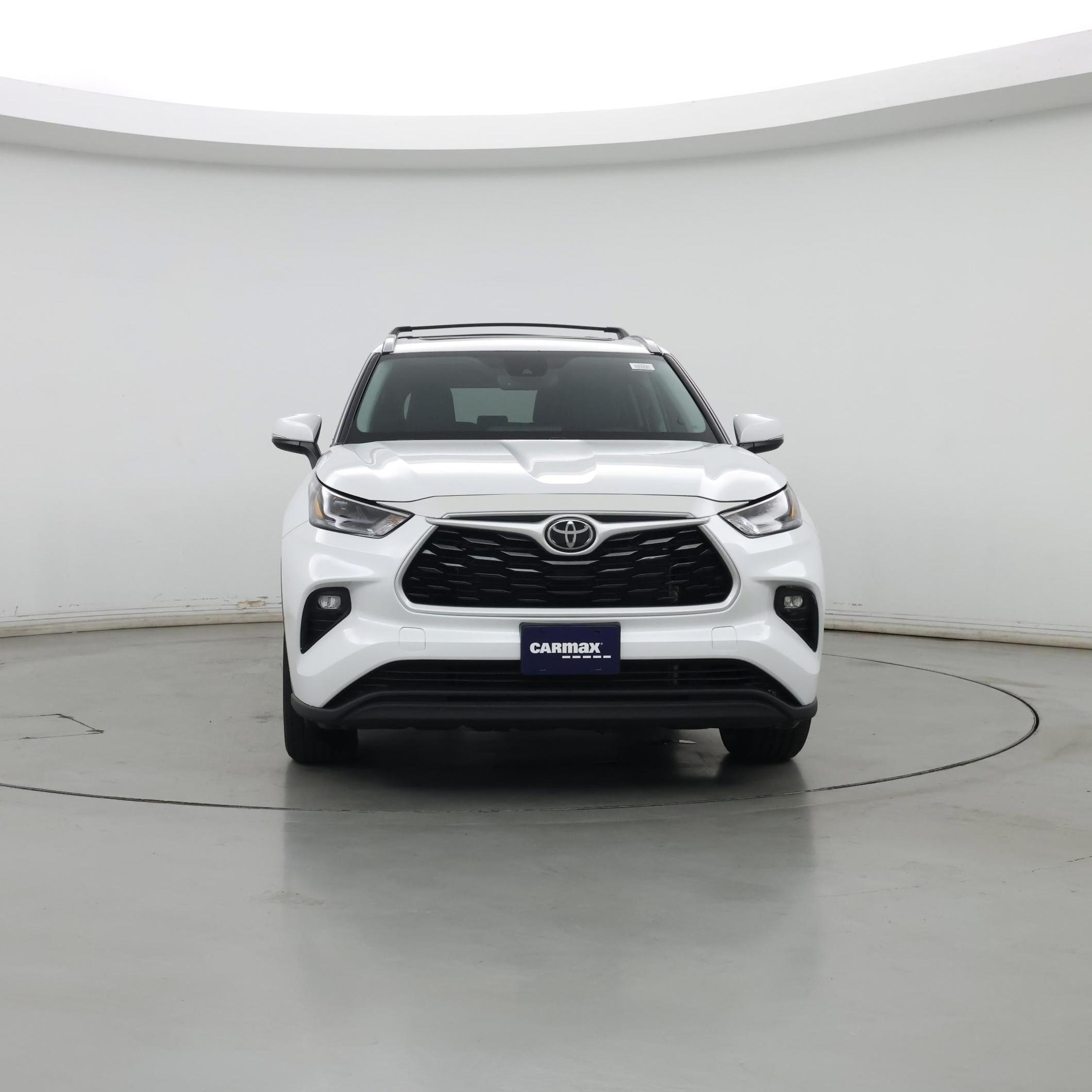 Thumbnail: 2023 Toyota Highlander - 5