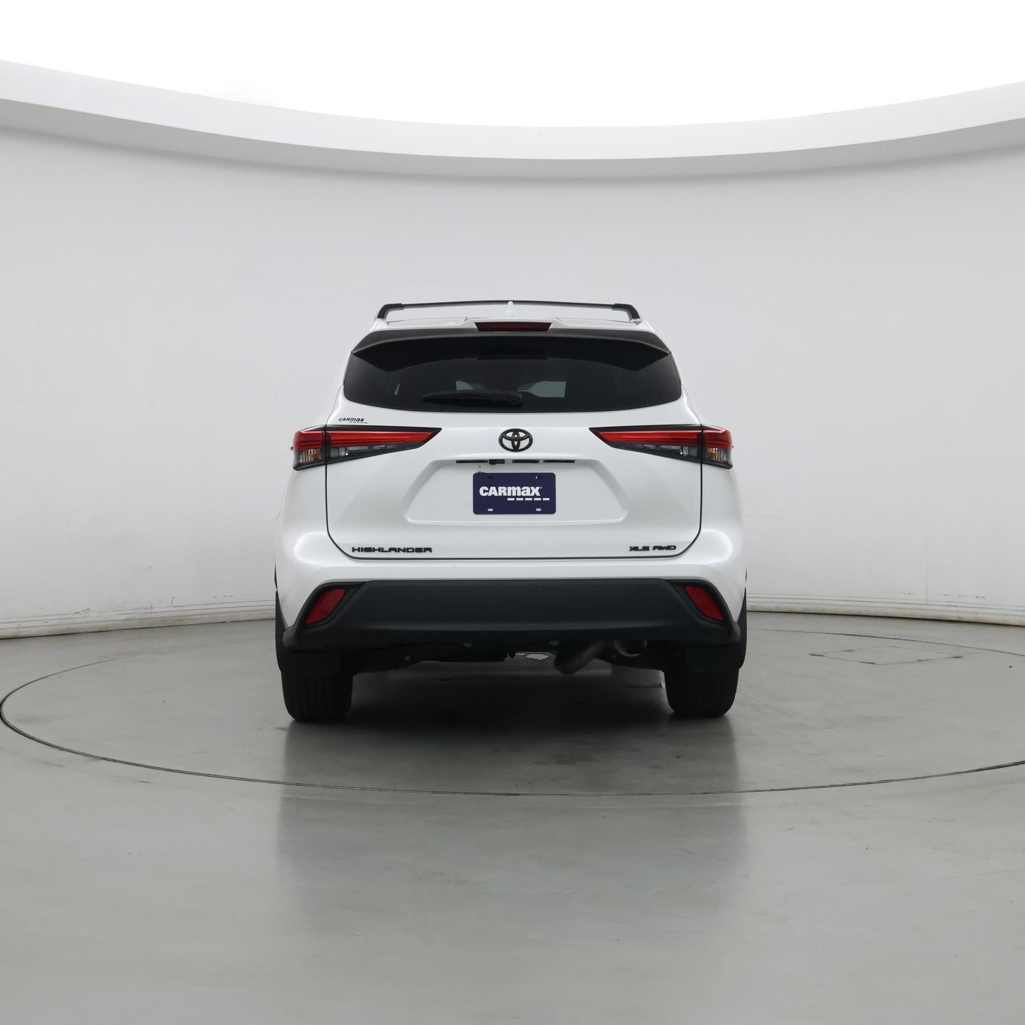 Thumbnail: 2023 Toyota Highlander - 6