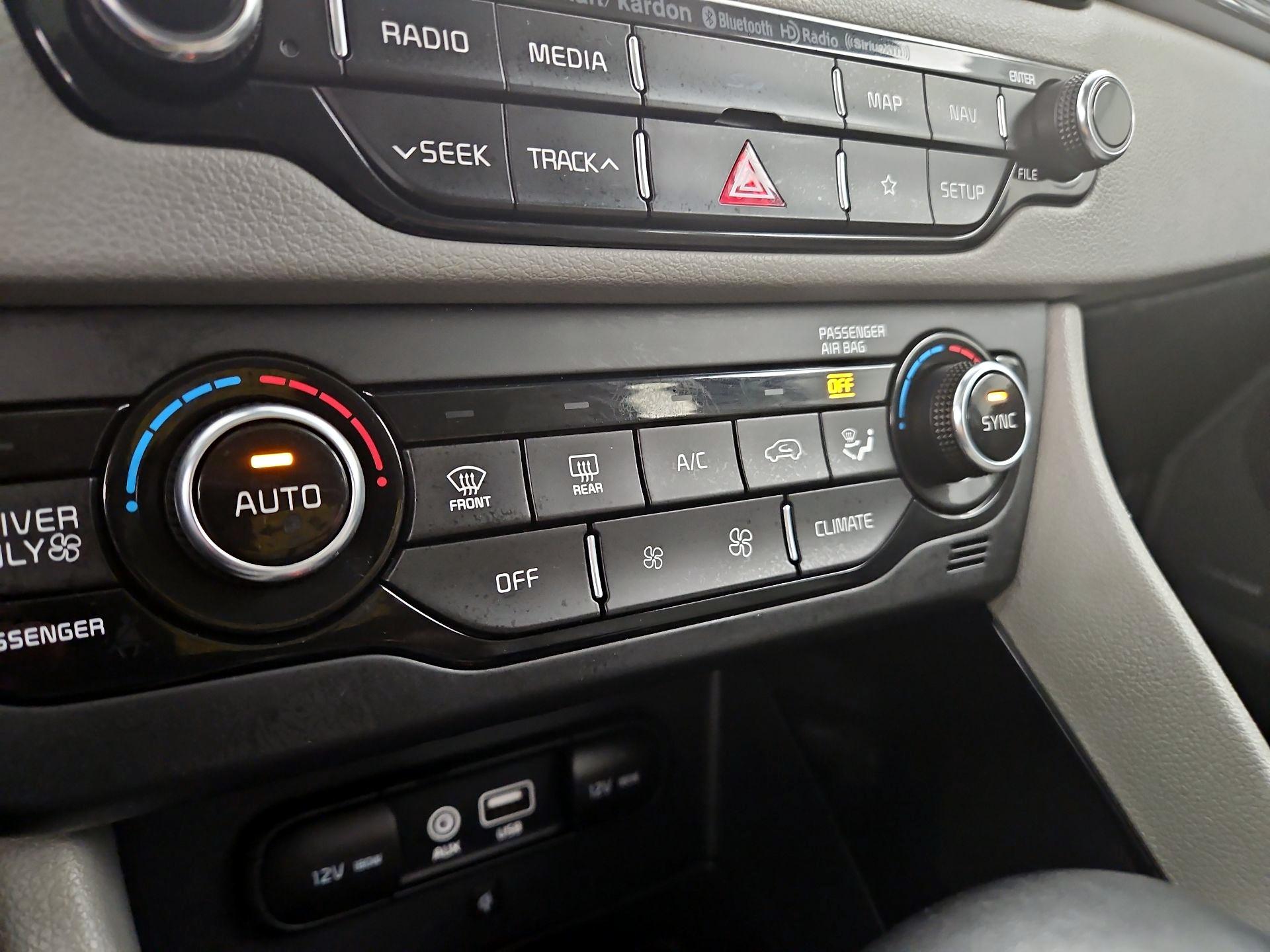 Thumbnail: 2019 Kia Niro - 17