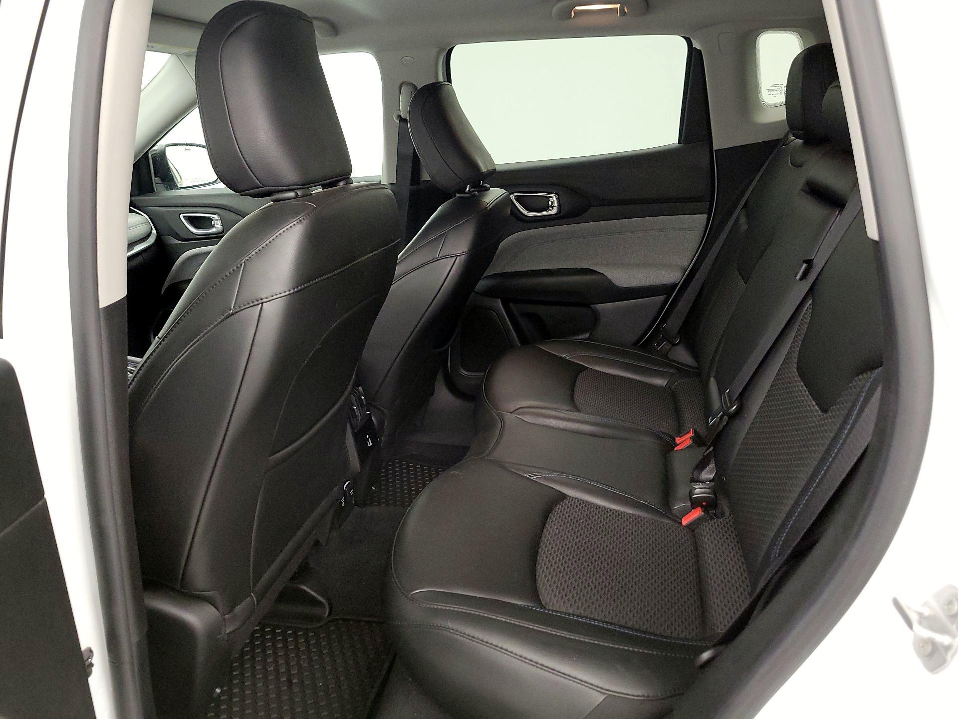 Thumbnail: 2022 Jeep Compass - 19