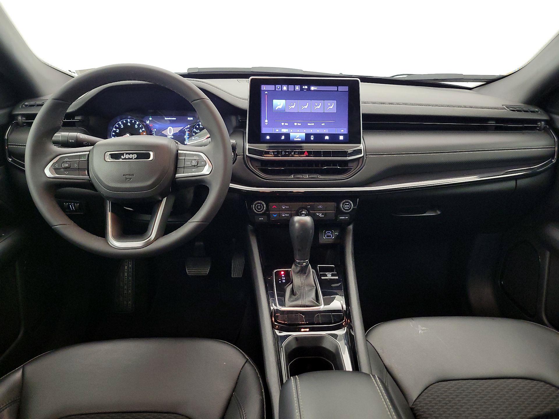 Thumbnail: 2022 Jeep Compass - 9