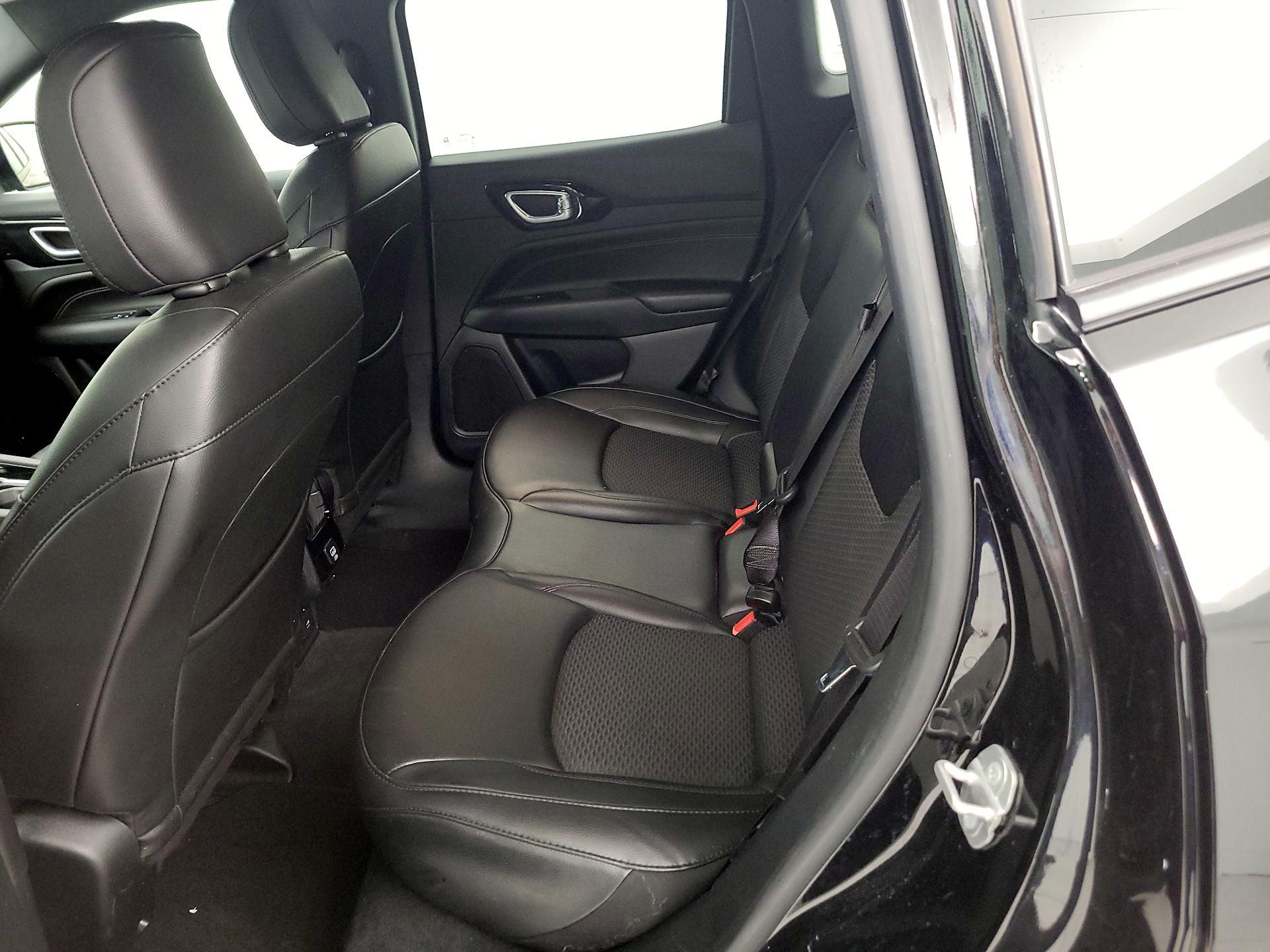 Thumbnail: 2022 Jeep Compass - 19