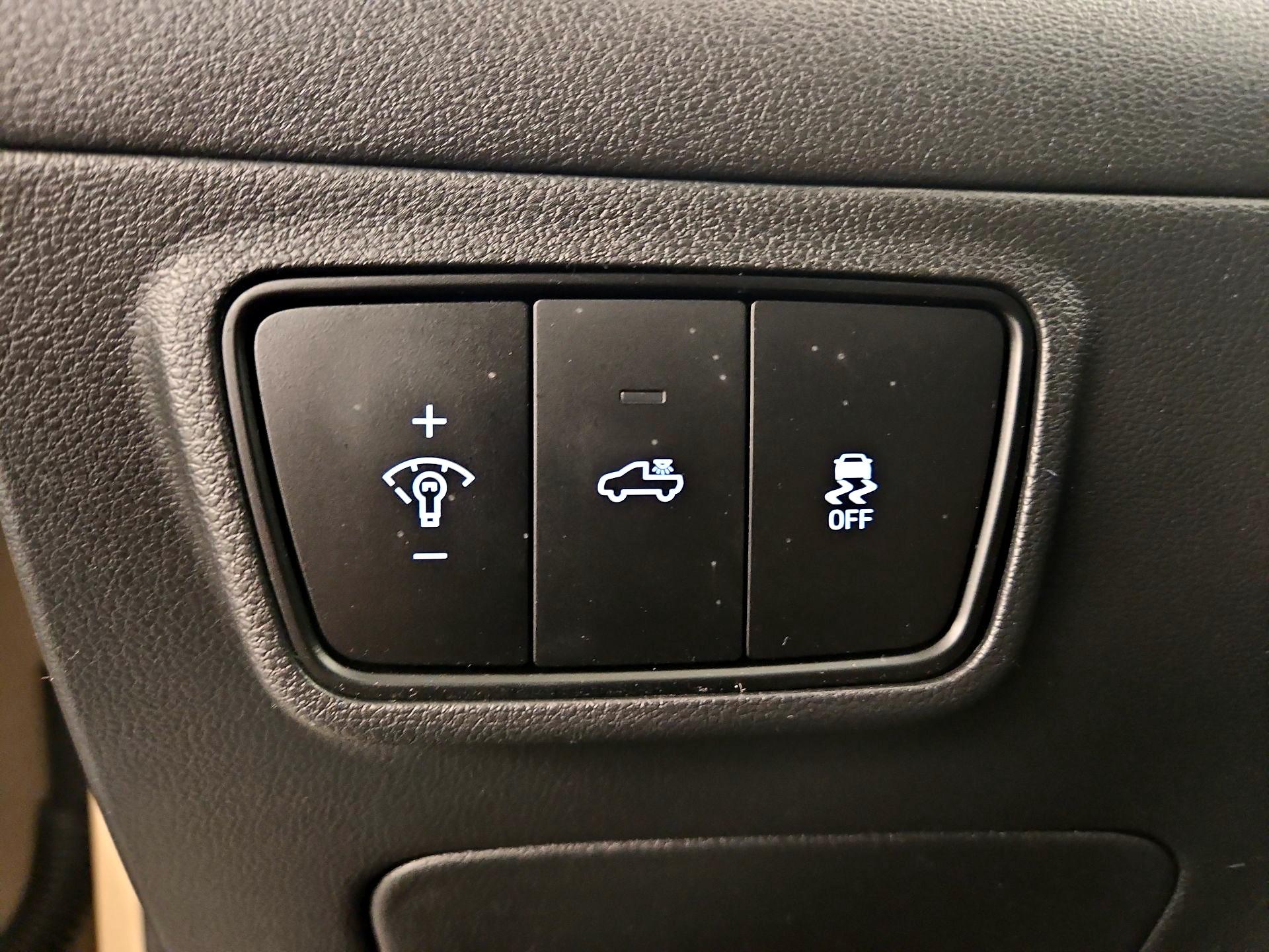 Thumbnail: 2022 Hyundai Santa Cruz - 13