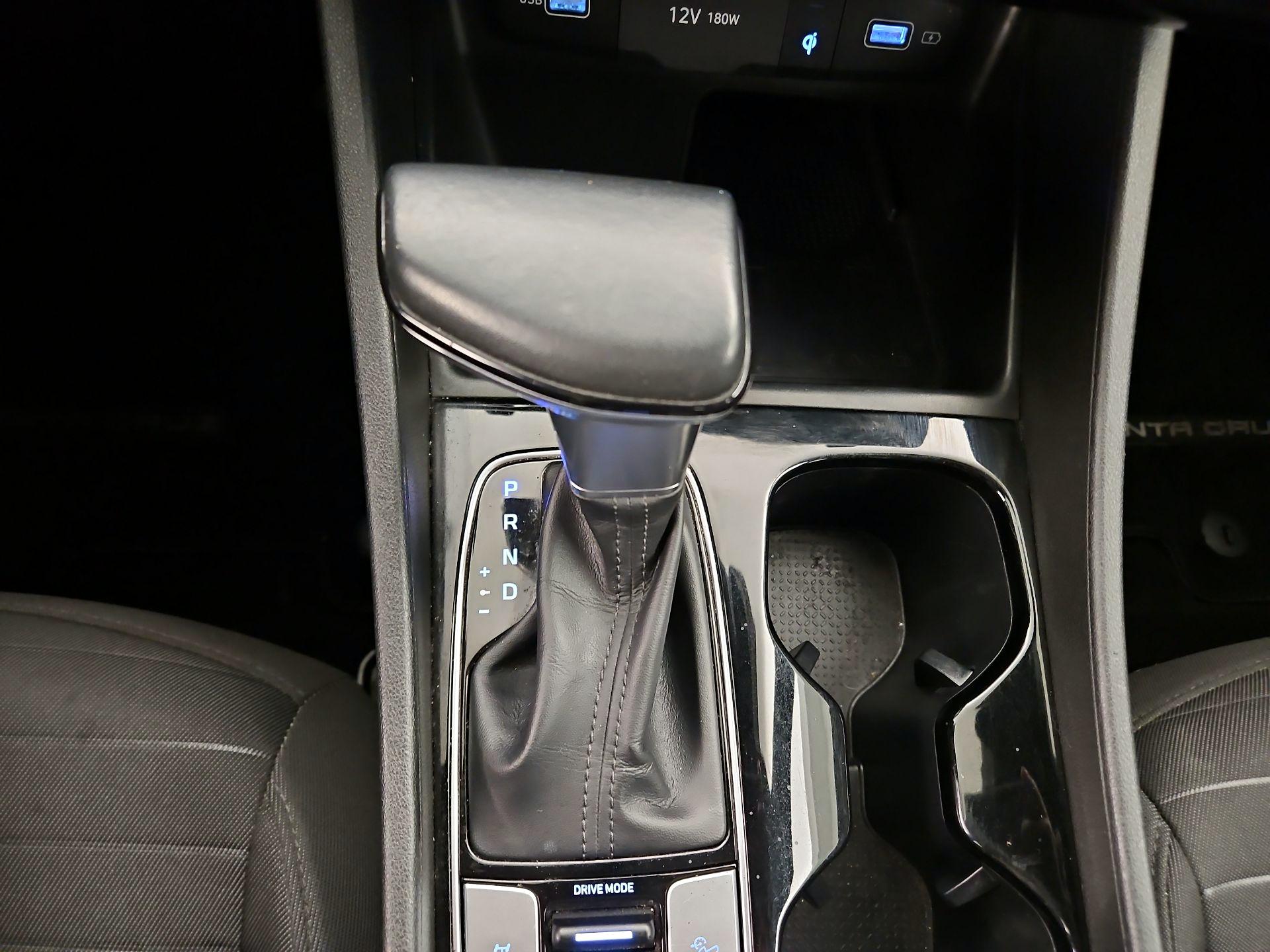 Thumbnail: 2022 Hyundai Santa Cruz - 17