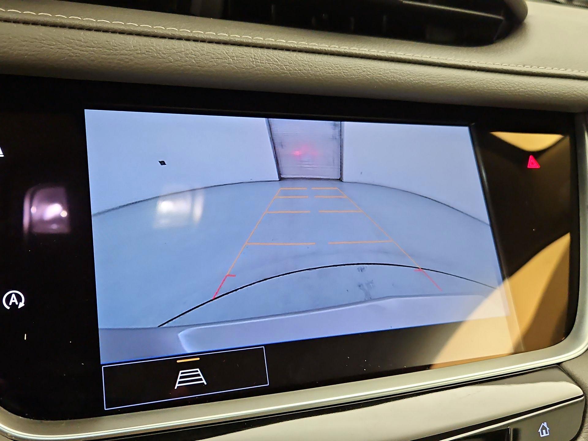 Thumbnail: 2022 Cadillac XT5 - 15