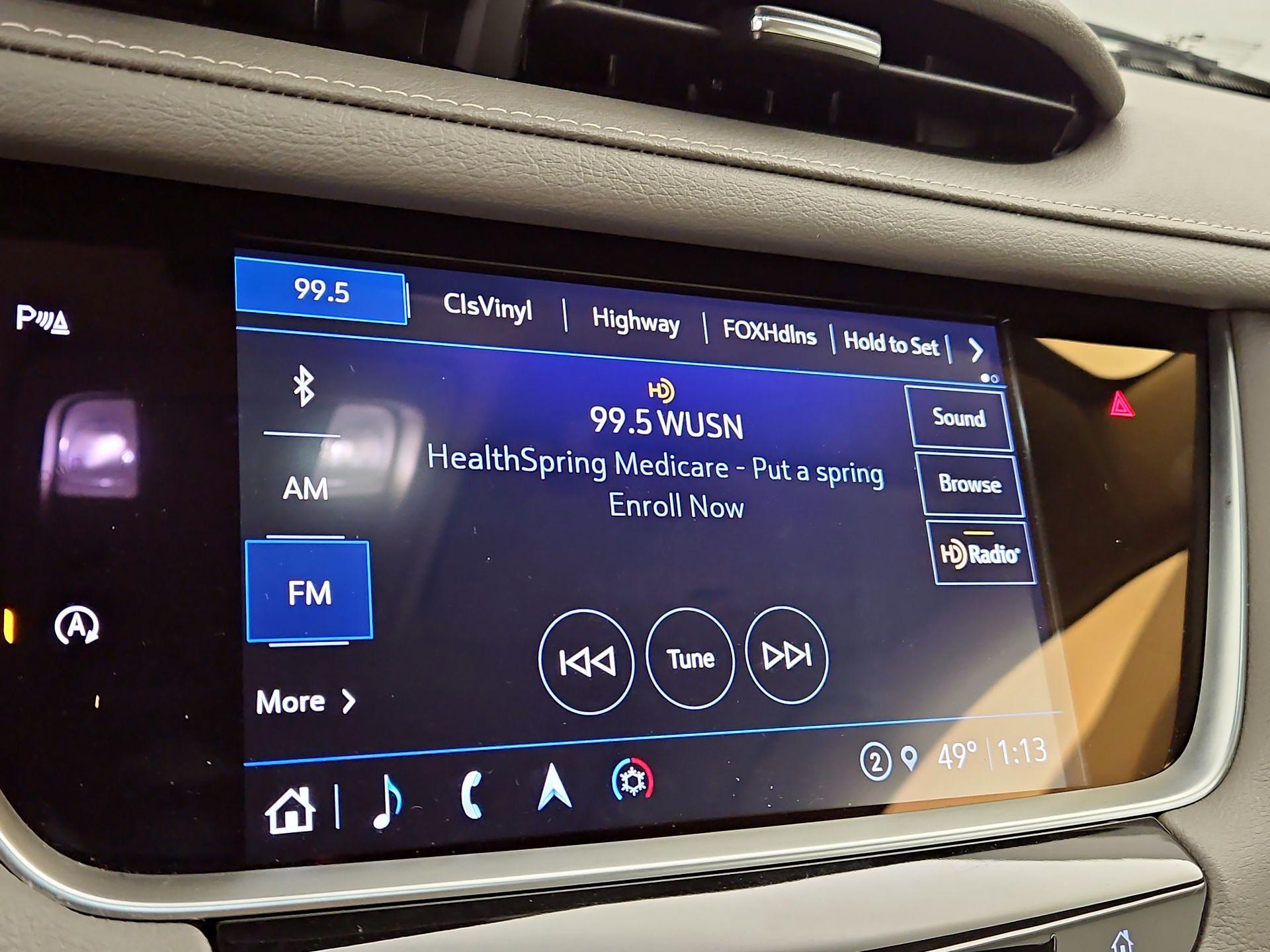 Thumbnail: 2022 Cadillac XT5 - 16