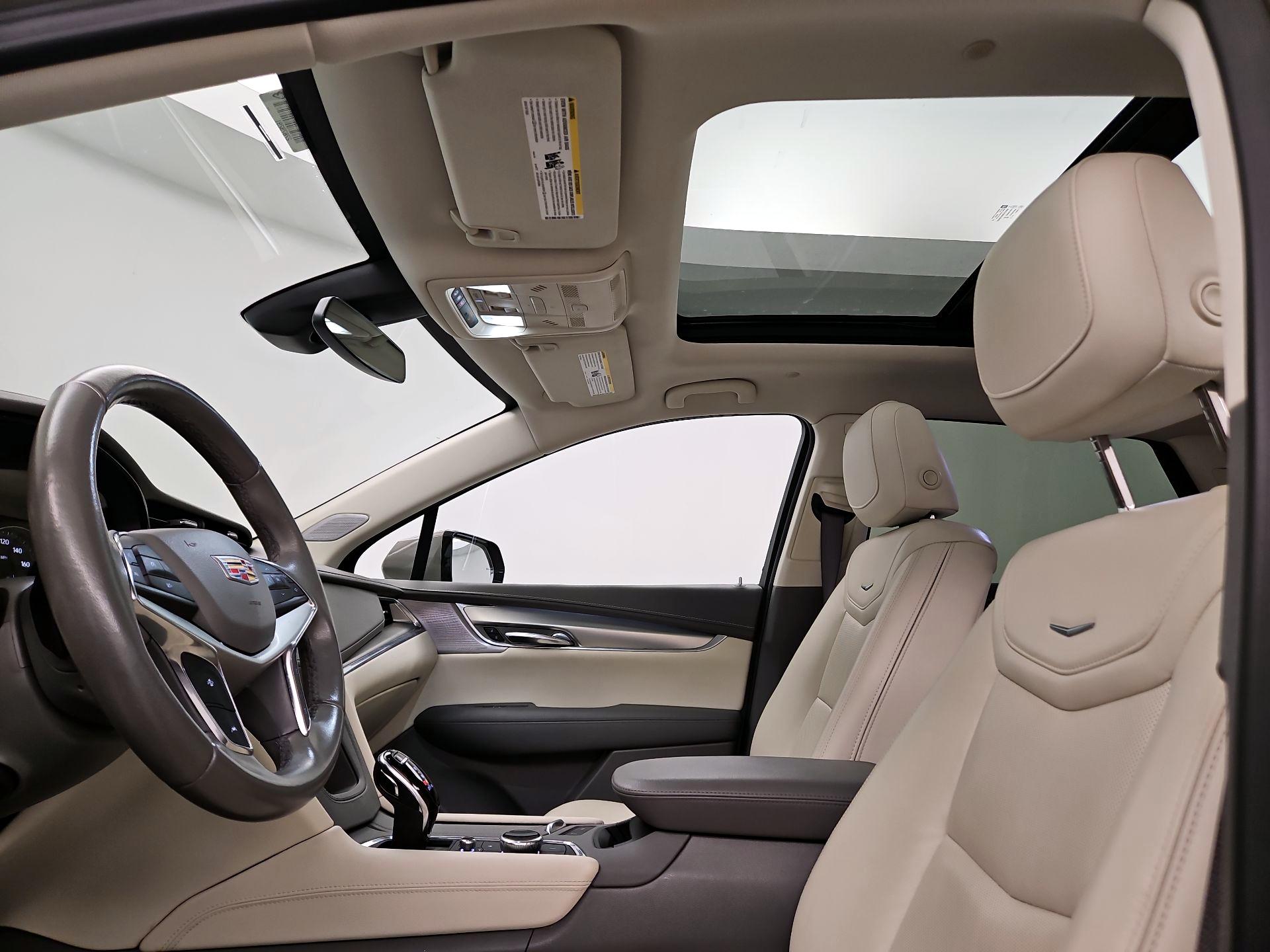 Thumbnail: 2022 Cadillac XT5 - 20