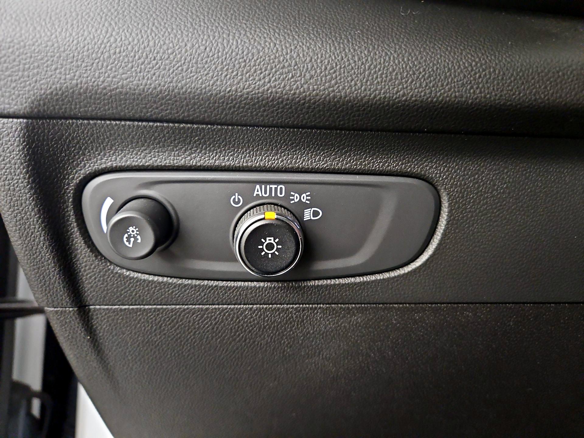 Thumbnail: 2022 Buick Envision - 13