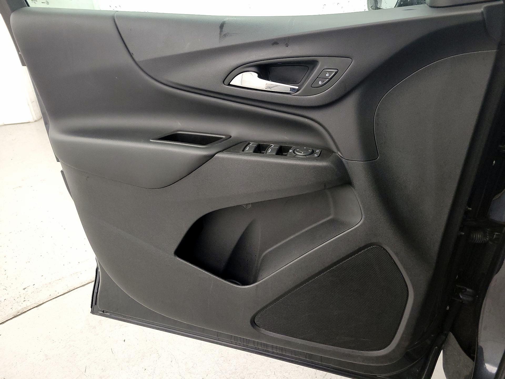 Thumbnail: 2022 Chevrolet Equinox - 12