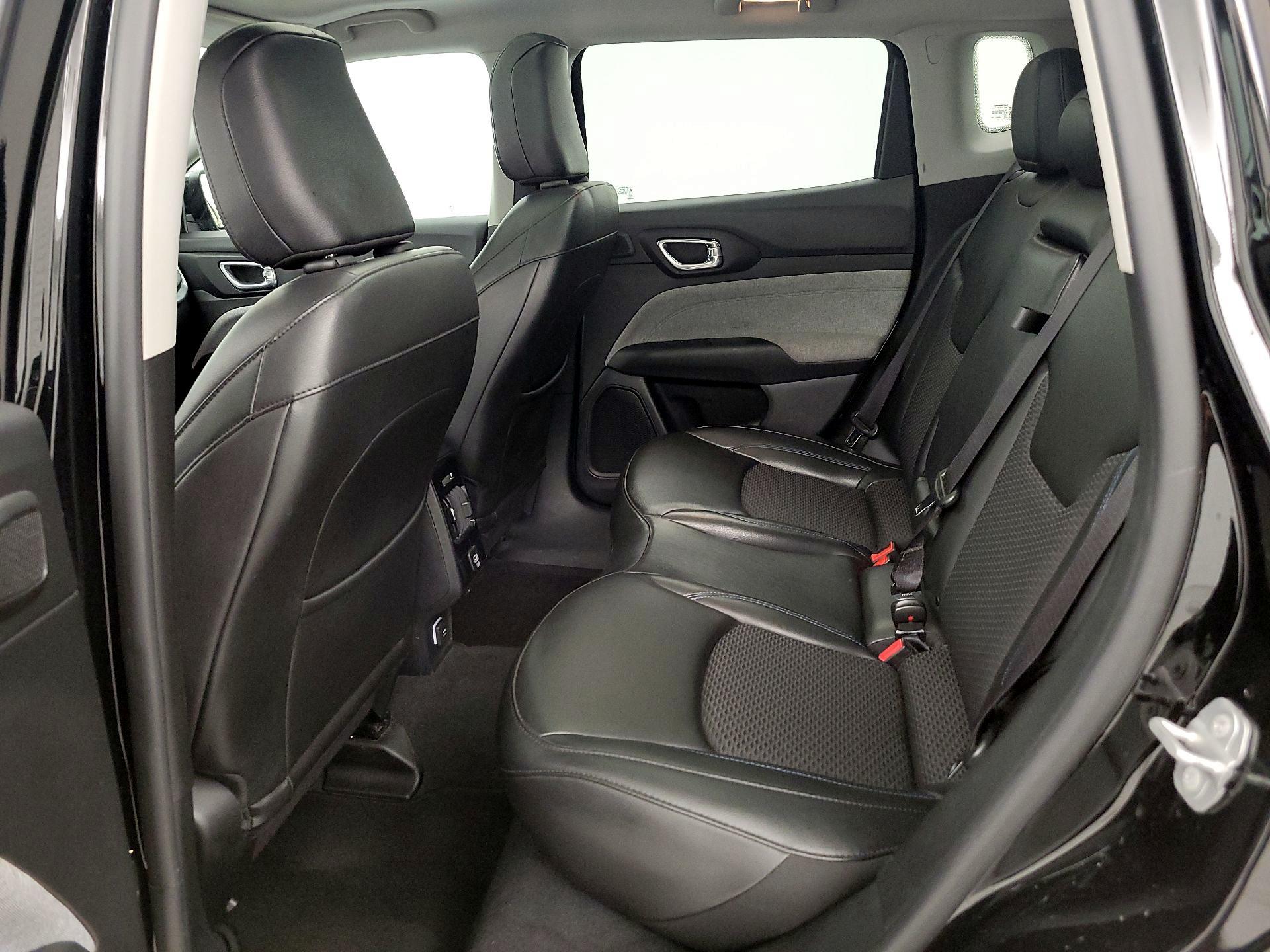 Thumbnail: 2022 Jeep Compass - 20