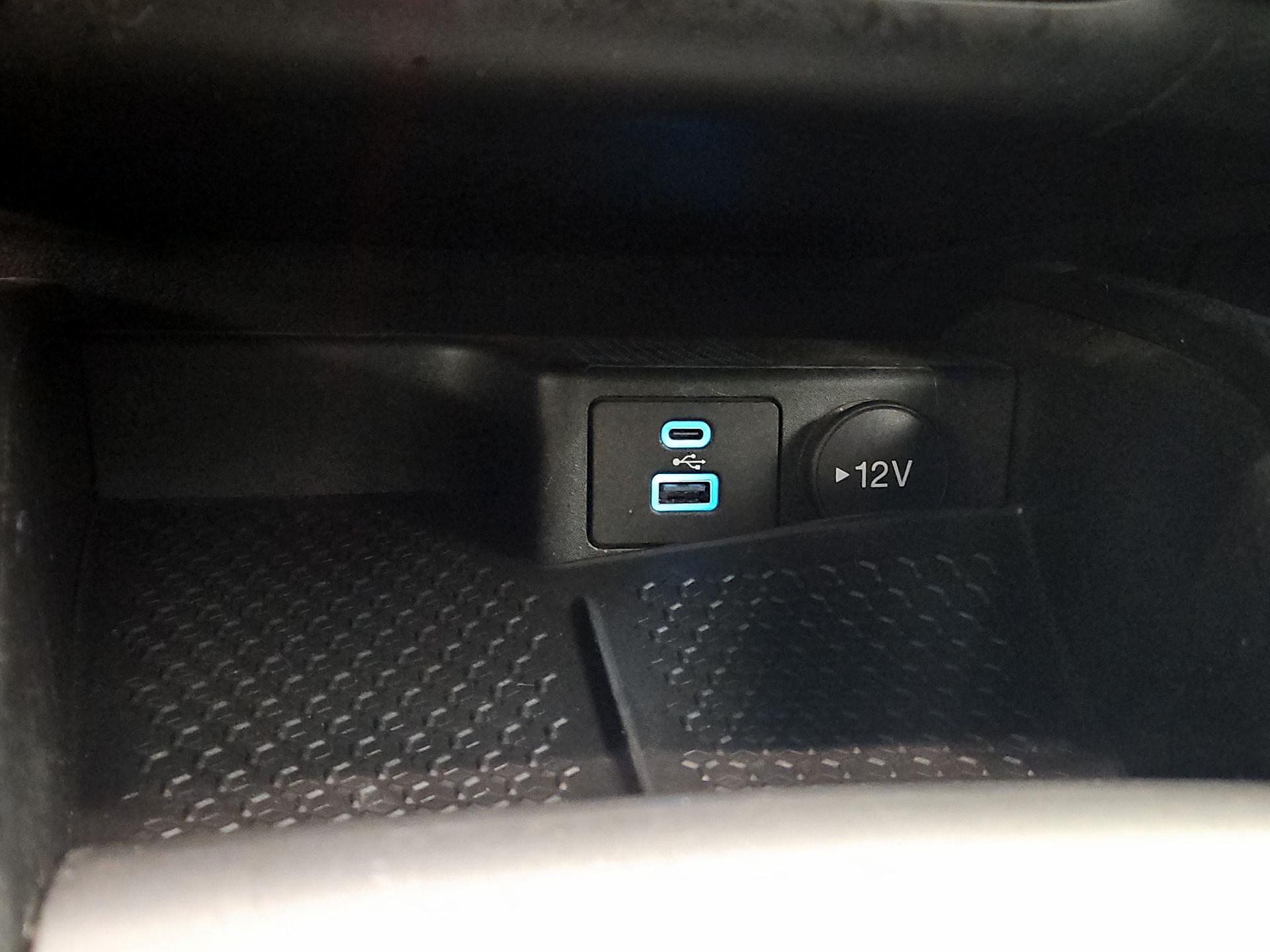 Thumbnail: 2021 Ford Bronco Sport - 18