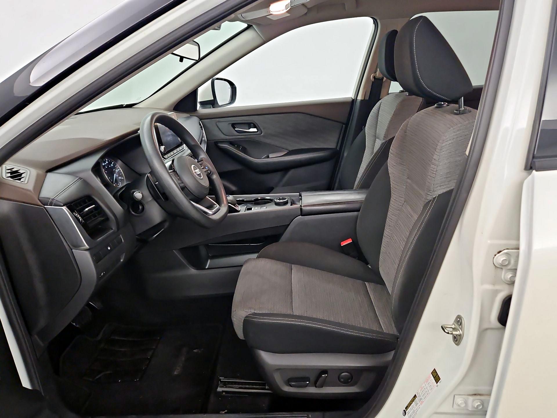 Thumbnail: 2021 Nissan Rogue - 11