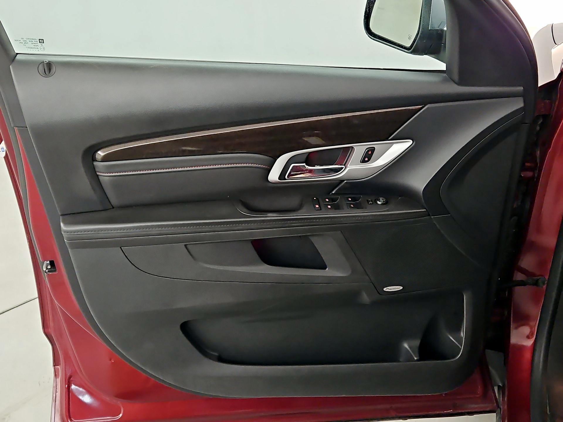 Thumbnail: 2016 GMC Terrain - 12