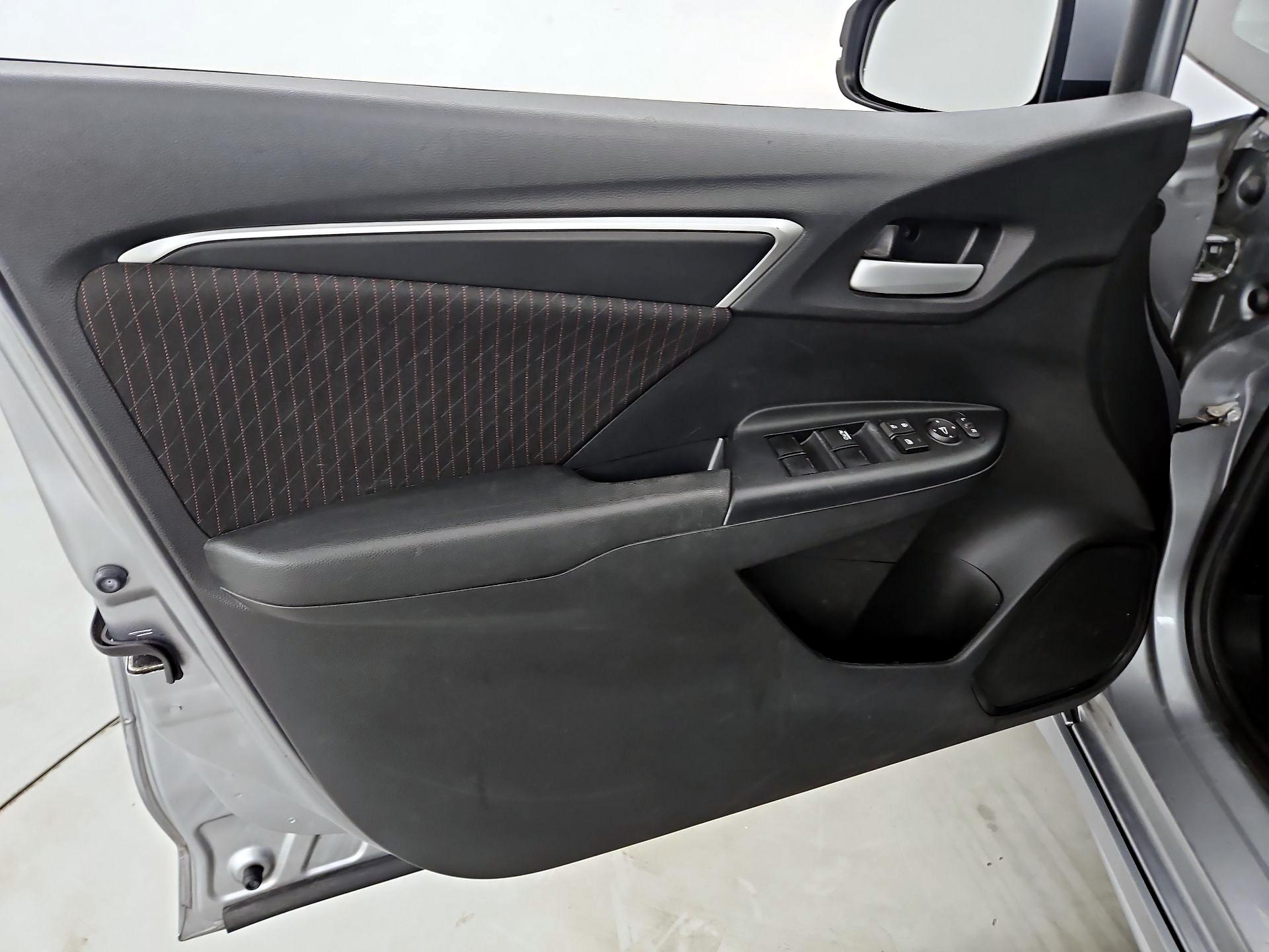 Thumbnail: 2018 Honda Fit - 12