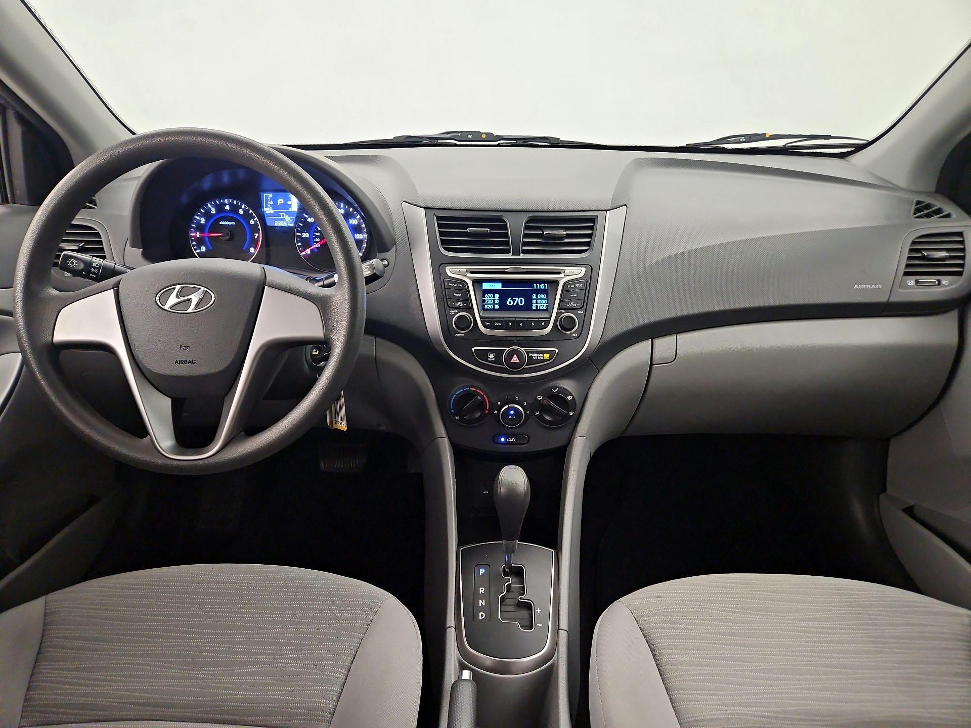 Thumbnail: 2016 Hyundai Accent - 9