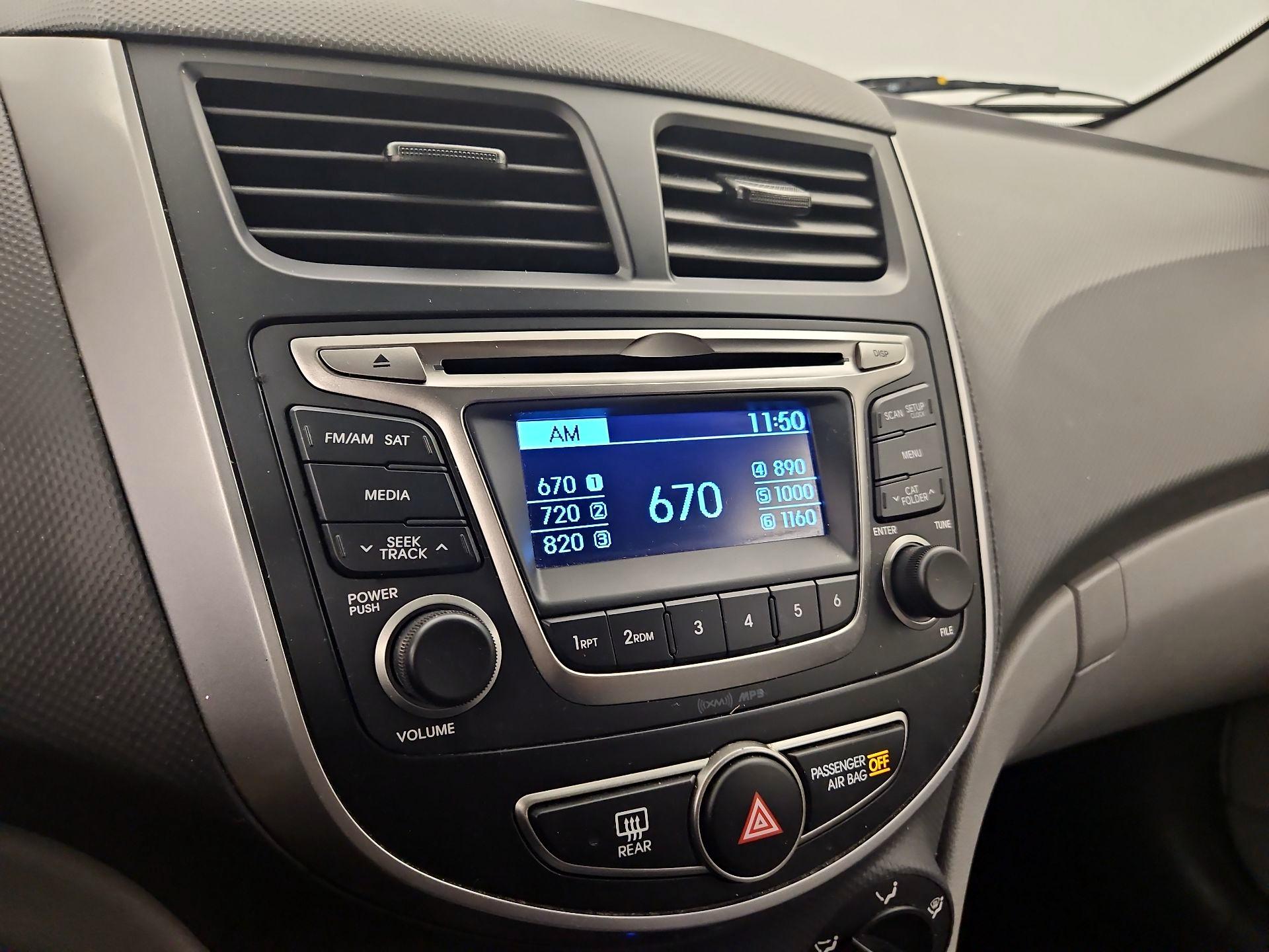 Thumbnail: 2016 Hyundai Accent - 14