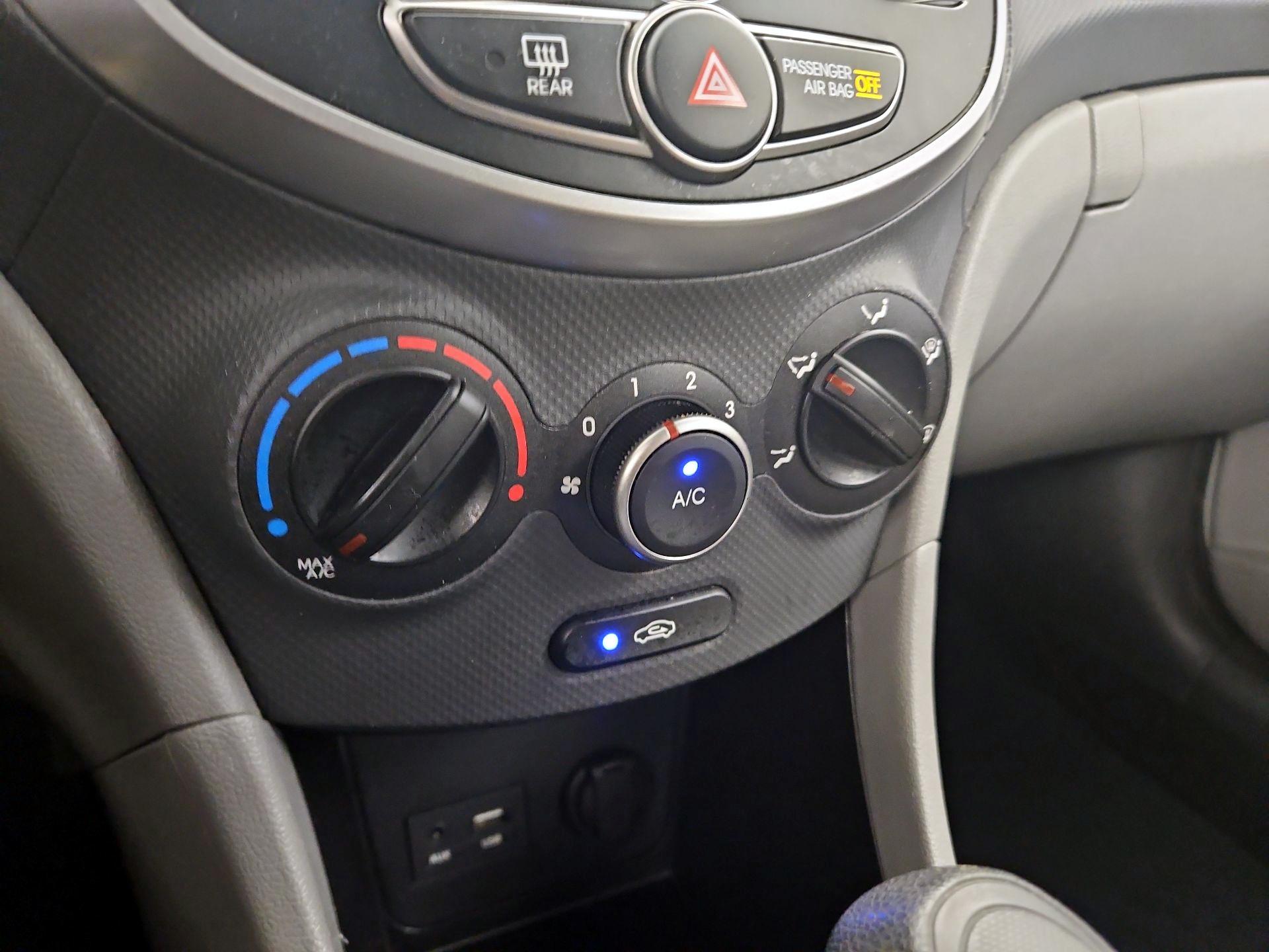 Thumbnail: 2016 Hyundai Accent - 15