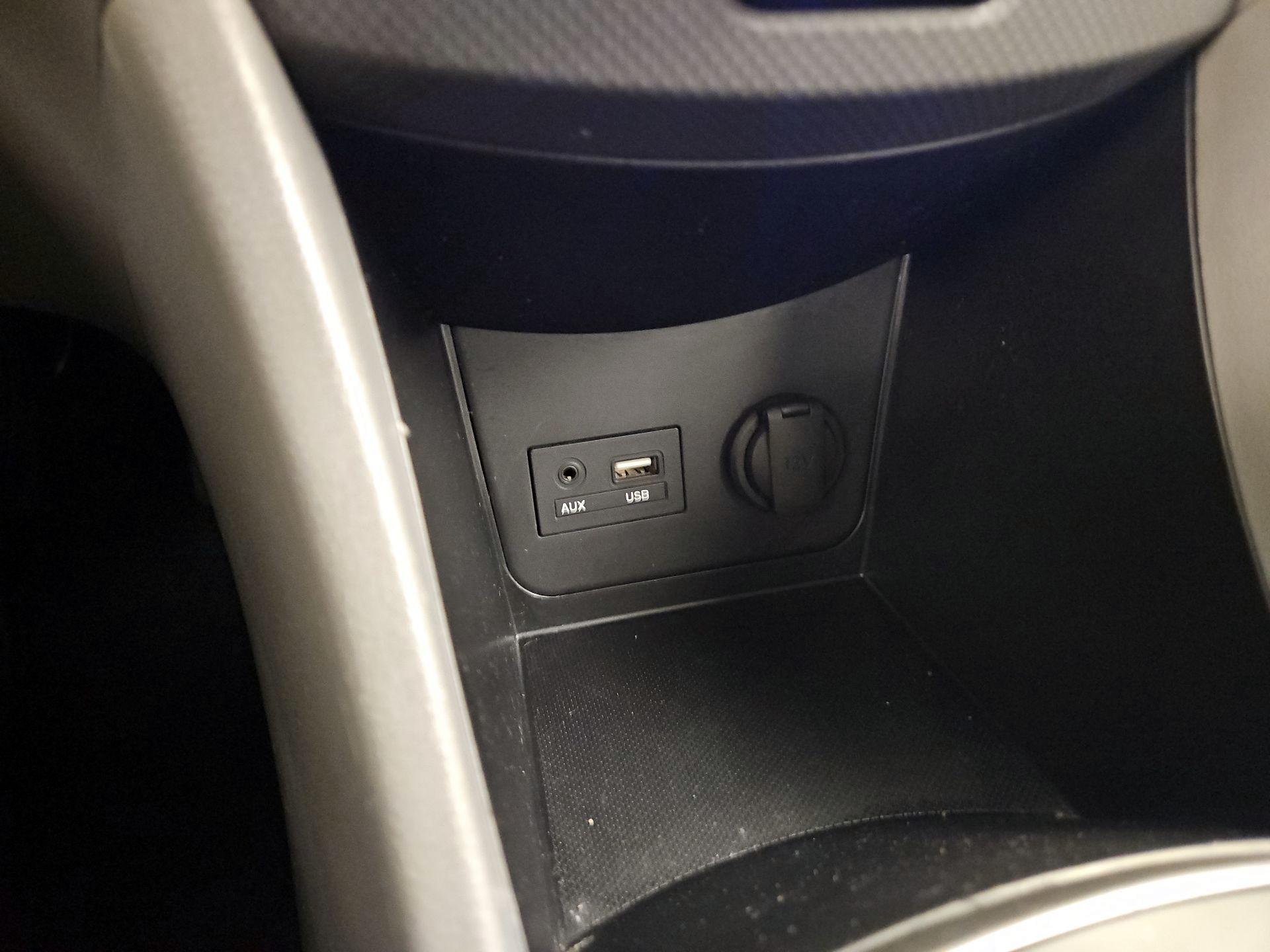 Thumbnail: 2016 Hyundai Accent - 17