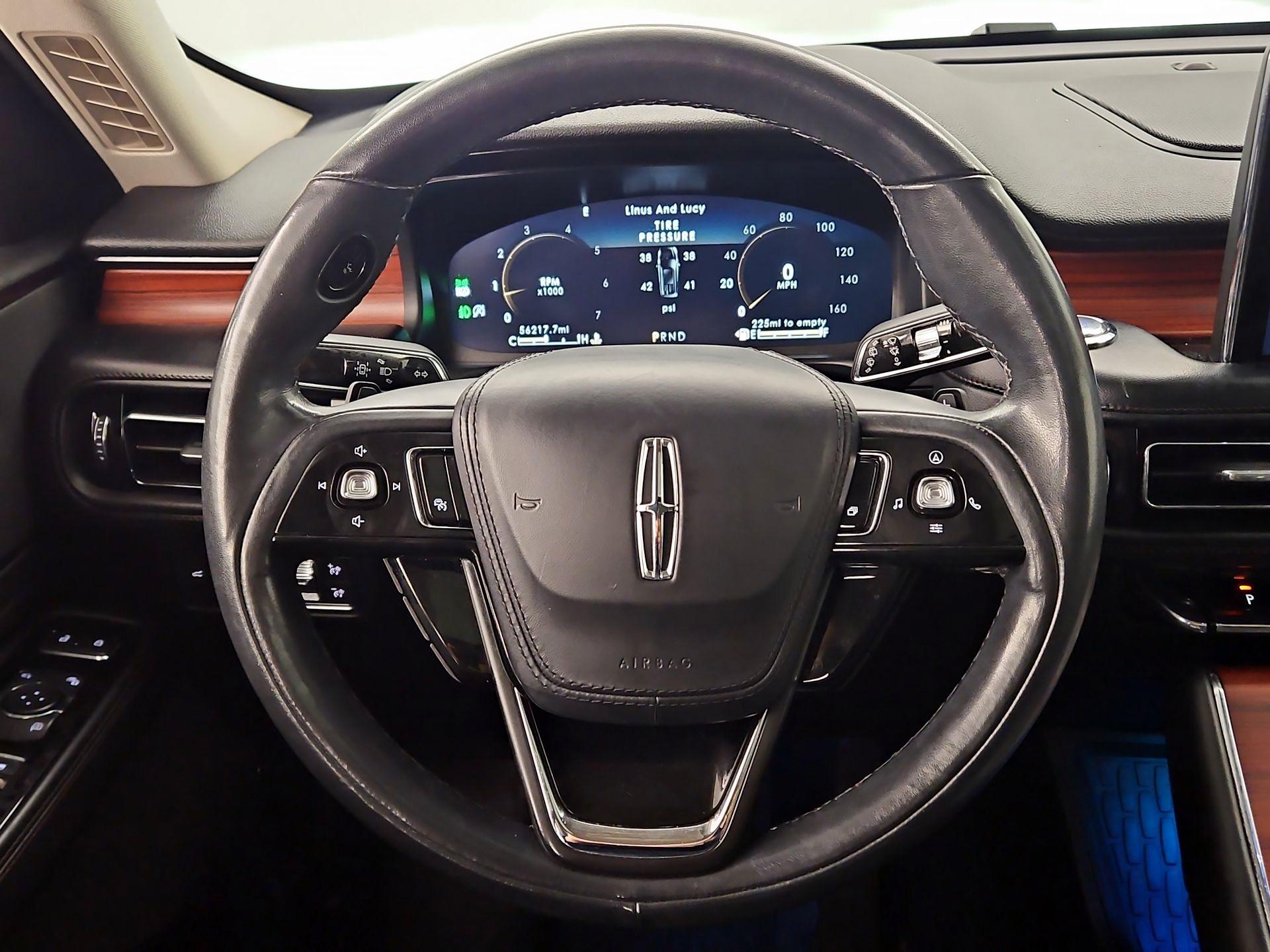 Thumbnail: 2021 Lincoln Aviator - 10