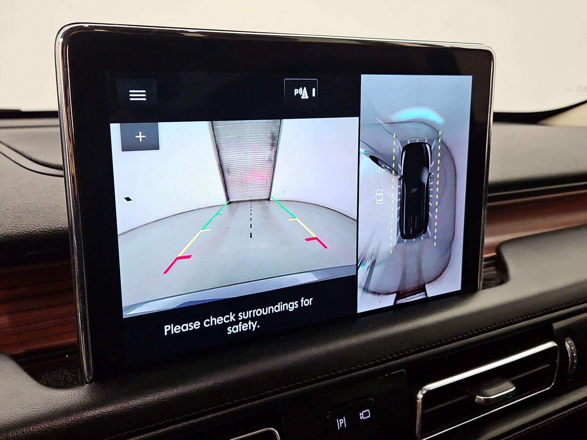 Thumbnail: 2021 Lincoln Aviator - 15