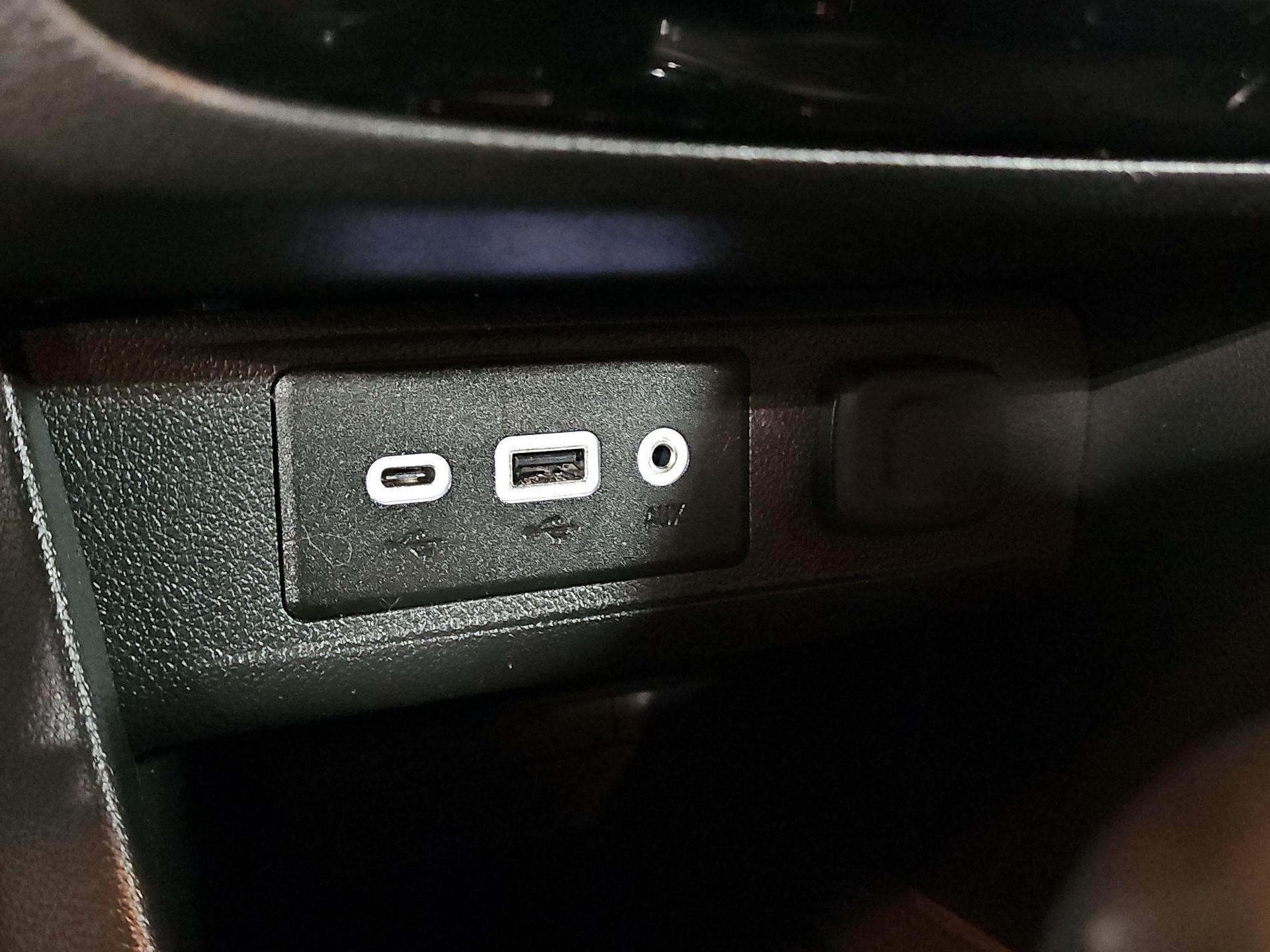 Thumbnail: 2022 Buick Encore GX - 18