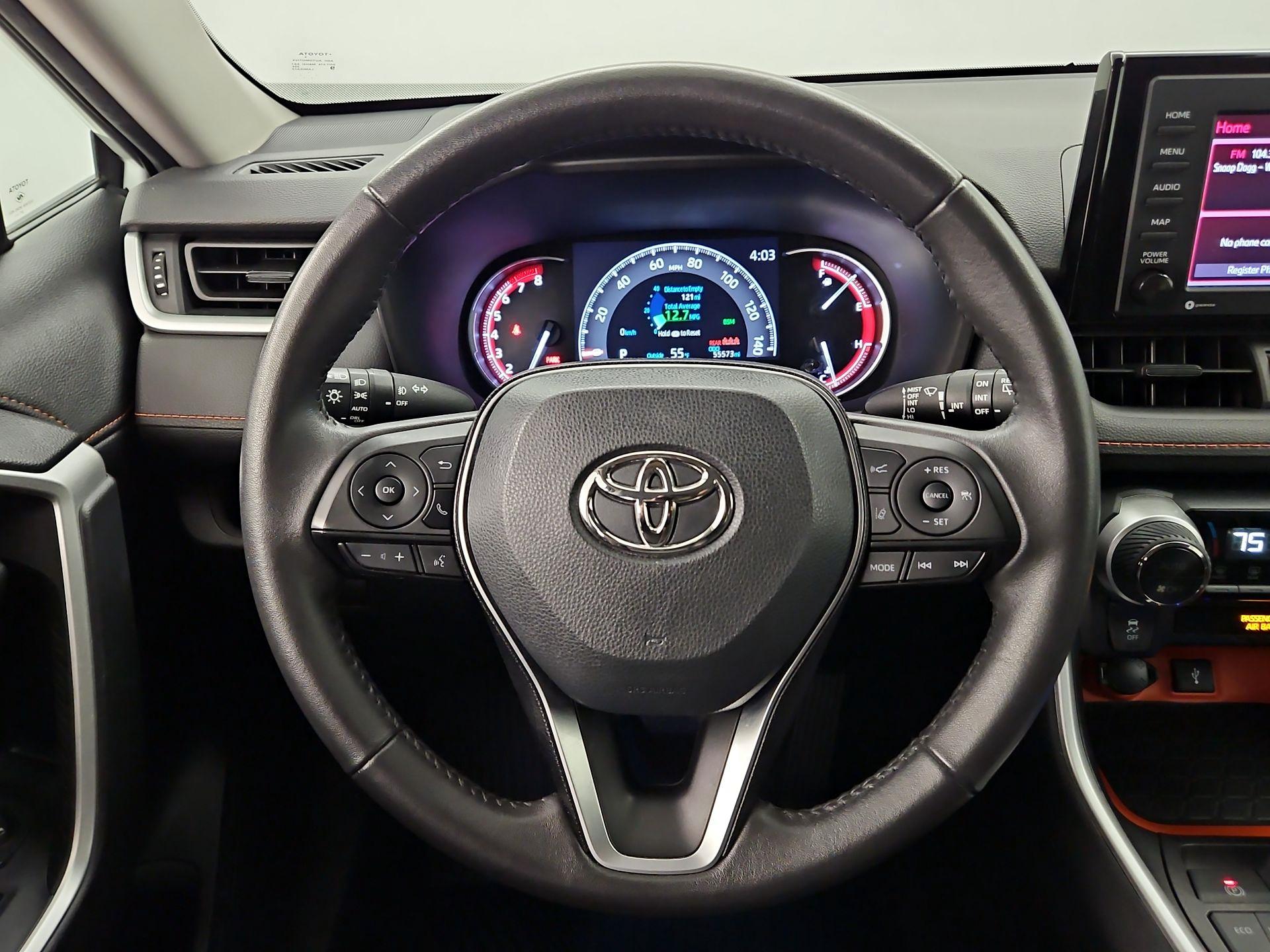 Thumbnail: 2022 Toyota RAV4 - 10