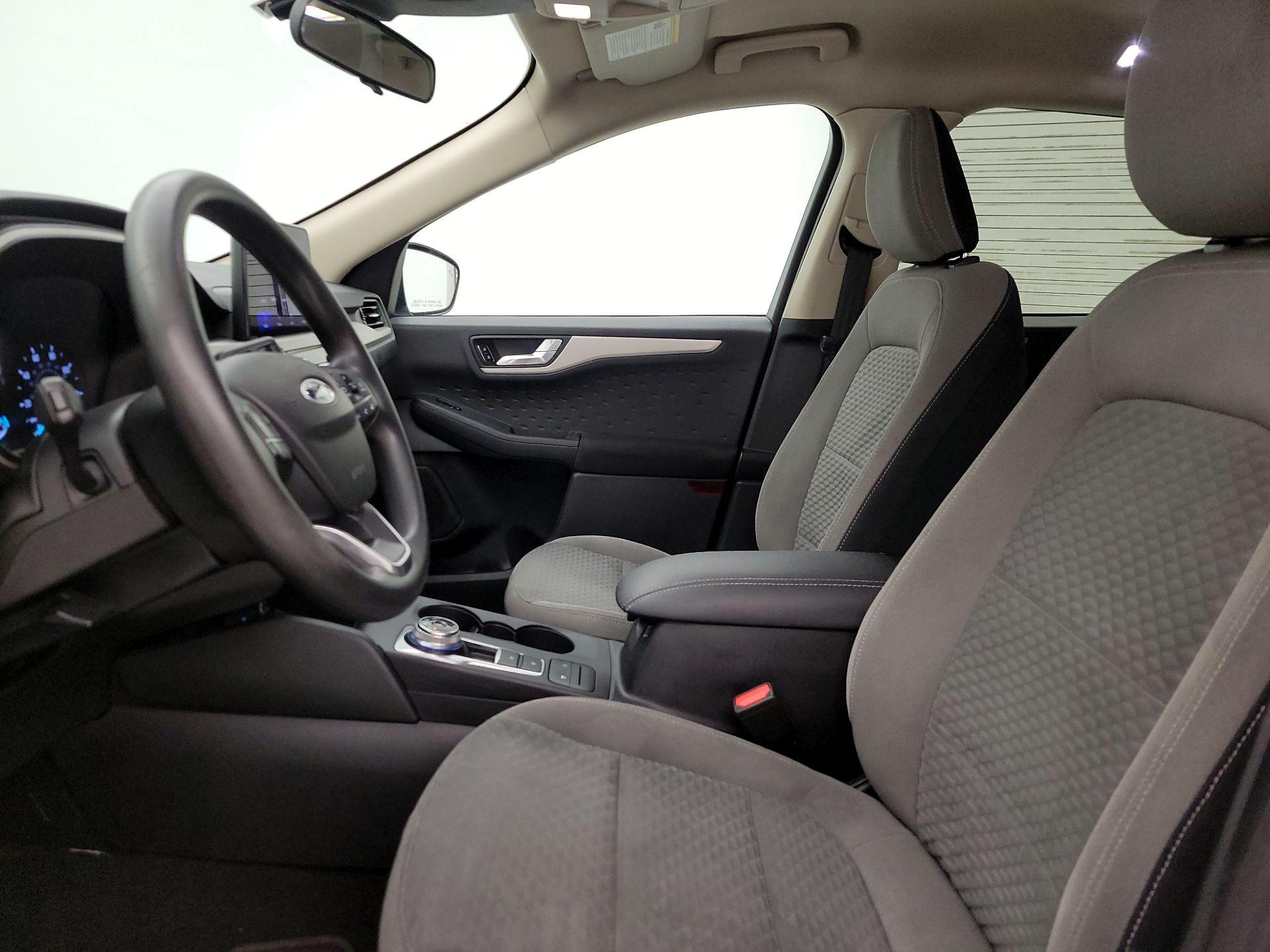 Thumbnail: 2020 Ford Escape - 11