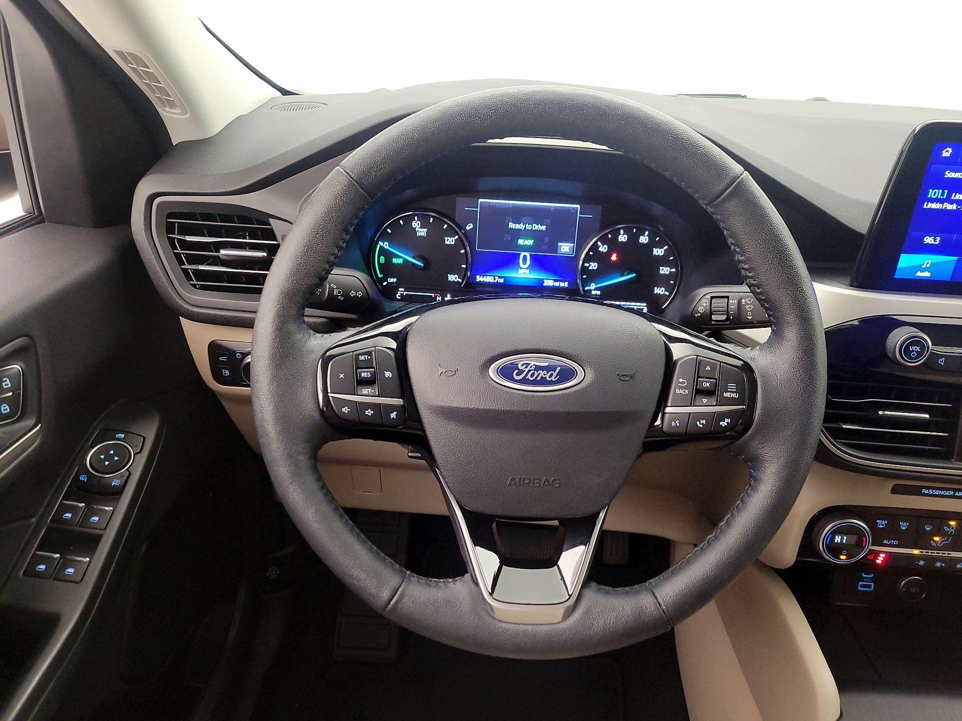 Thumbnail: 2021 Ford Escape - 10