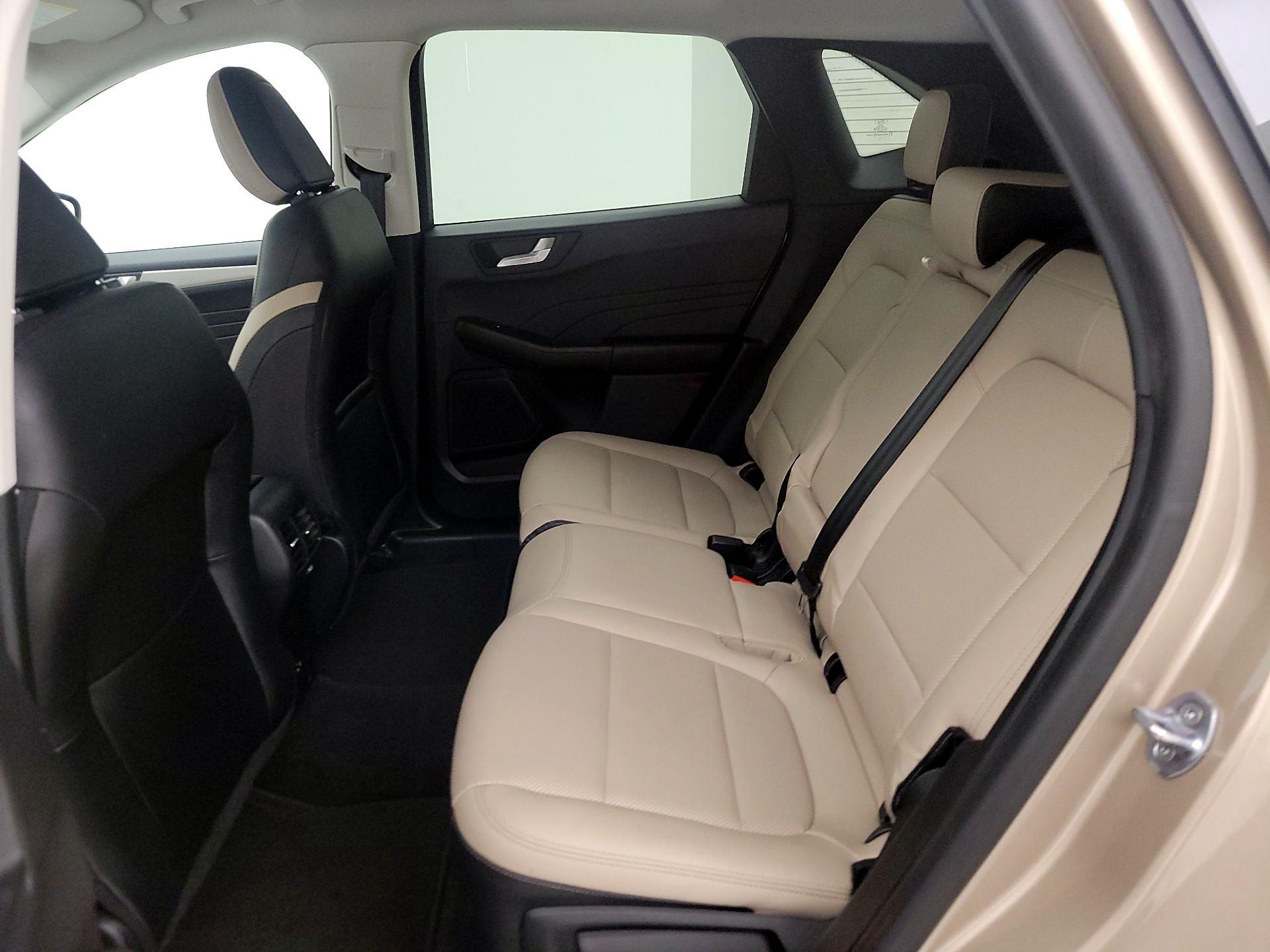 Thumbnail: 2021 Ford Escape - 19