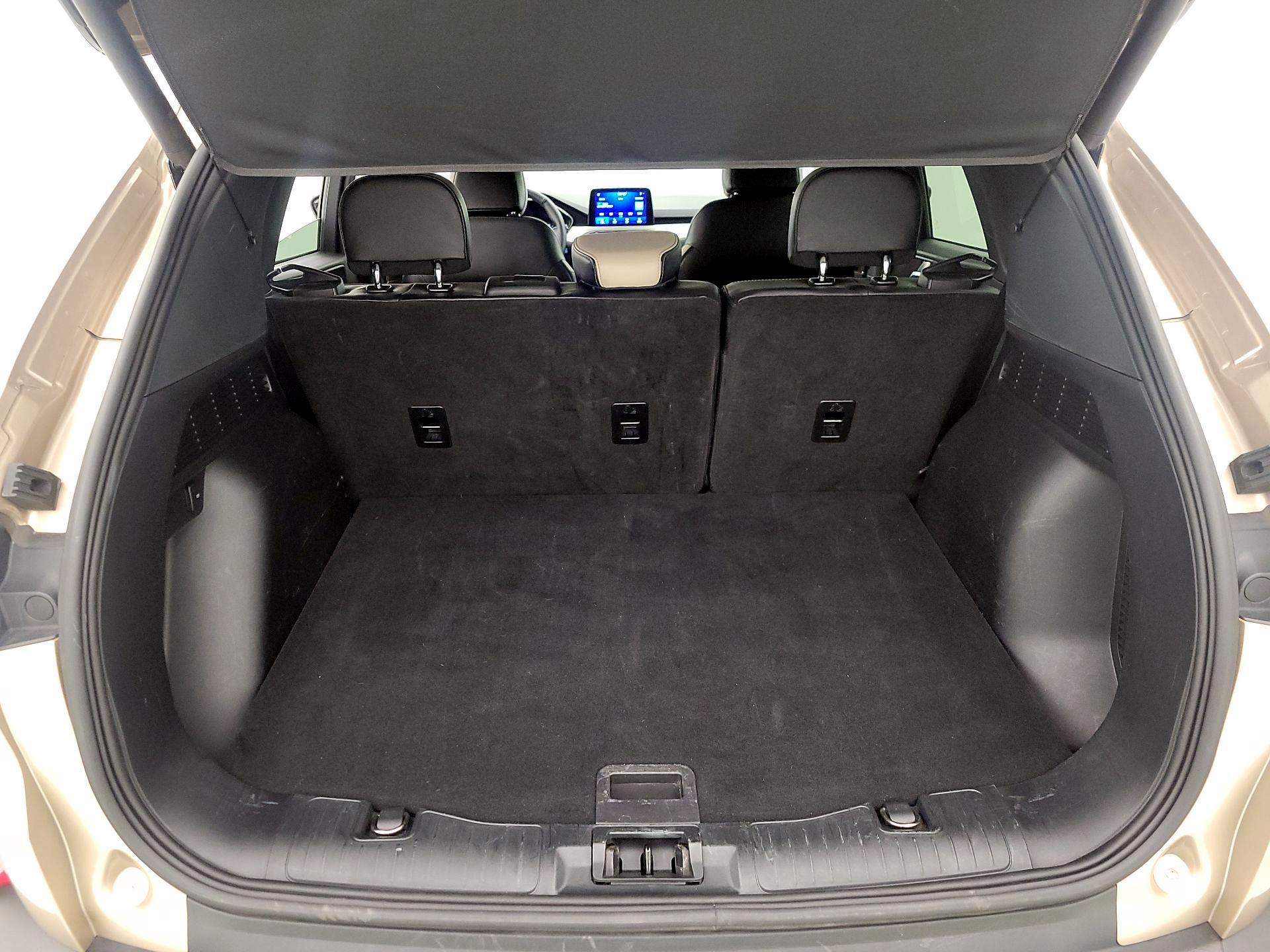 Thumbnail: 2021 Ford Escape - 20