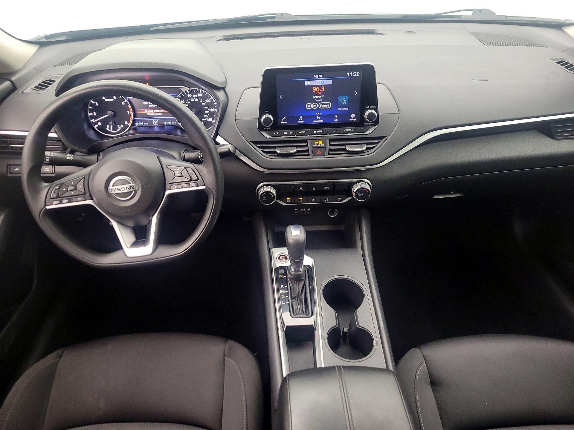 Thumbnail: 2020 Nissan Altima - 9