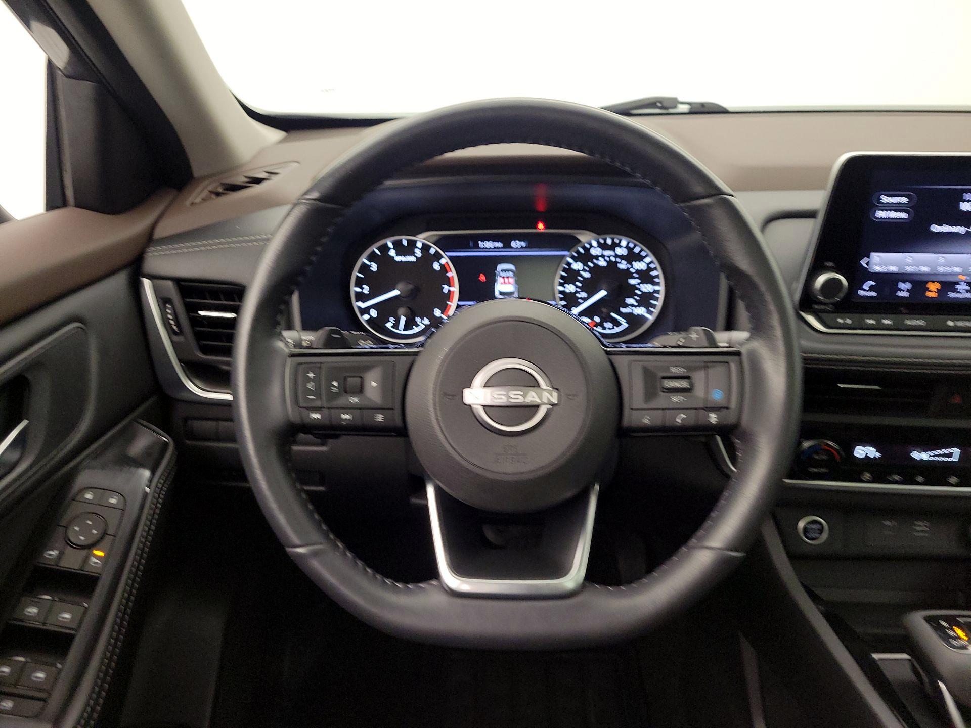 Thumbnail: 2023 Nissan Rogue - 10