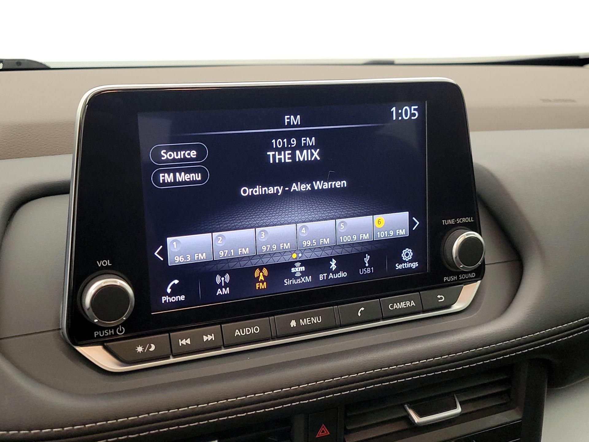 Thumbnail: 2023 Nissan Rogue - 15