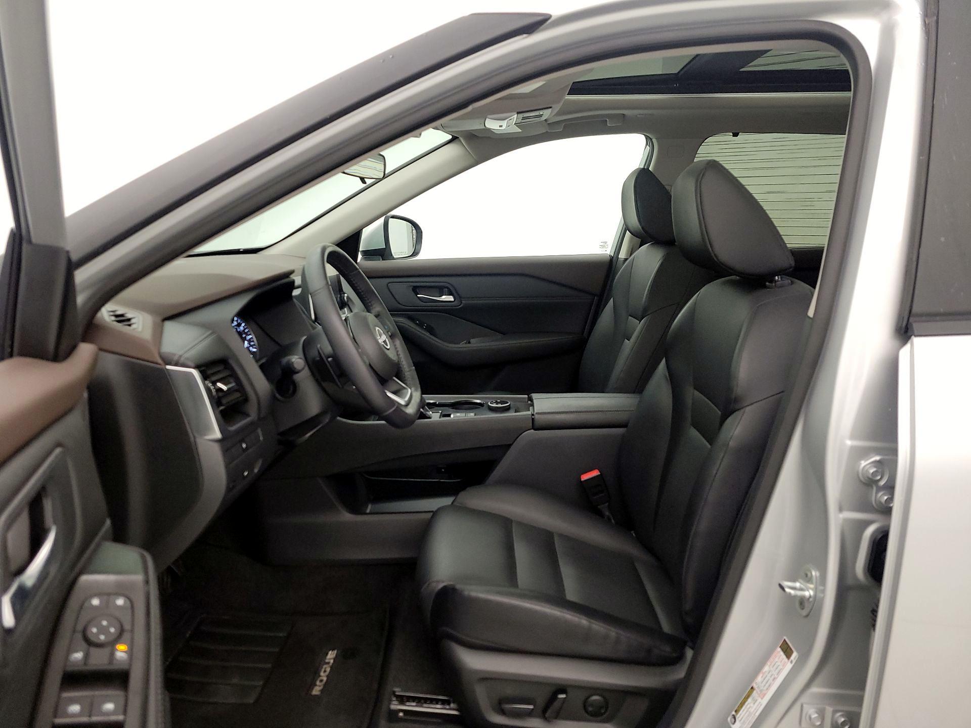 Thumbnail: 2023 Nissan Rogue - 11