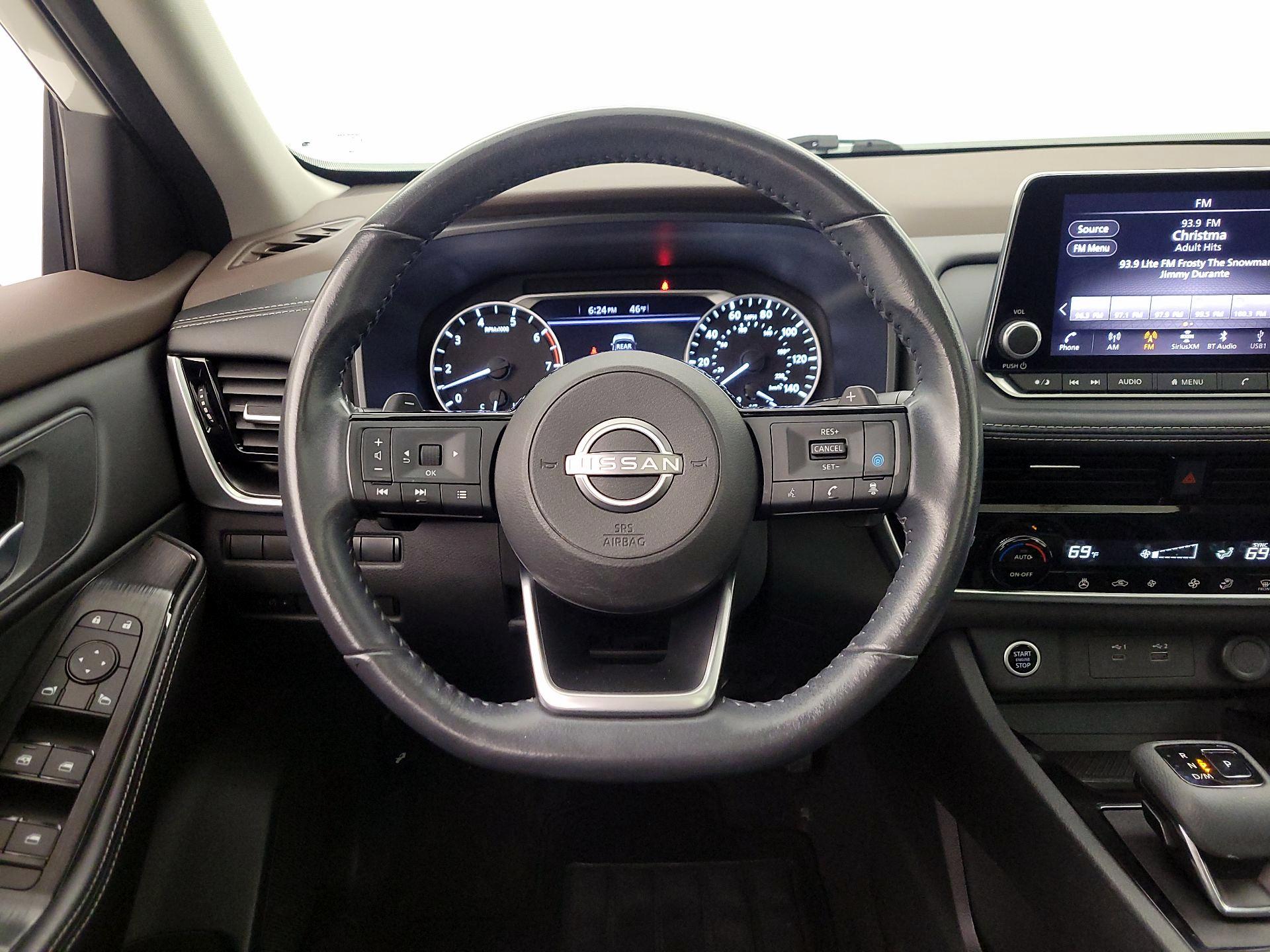 Thumbnail: 2023 Nissan Rogue - 10