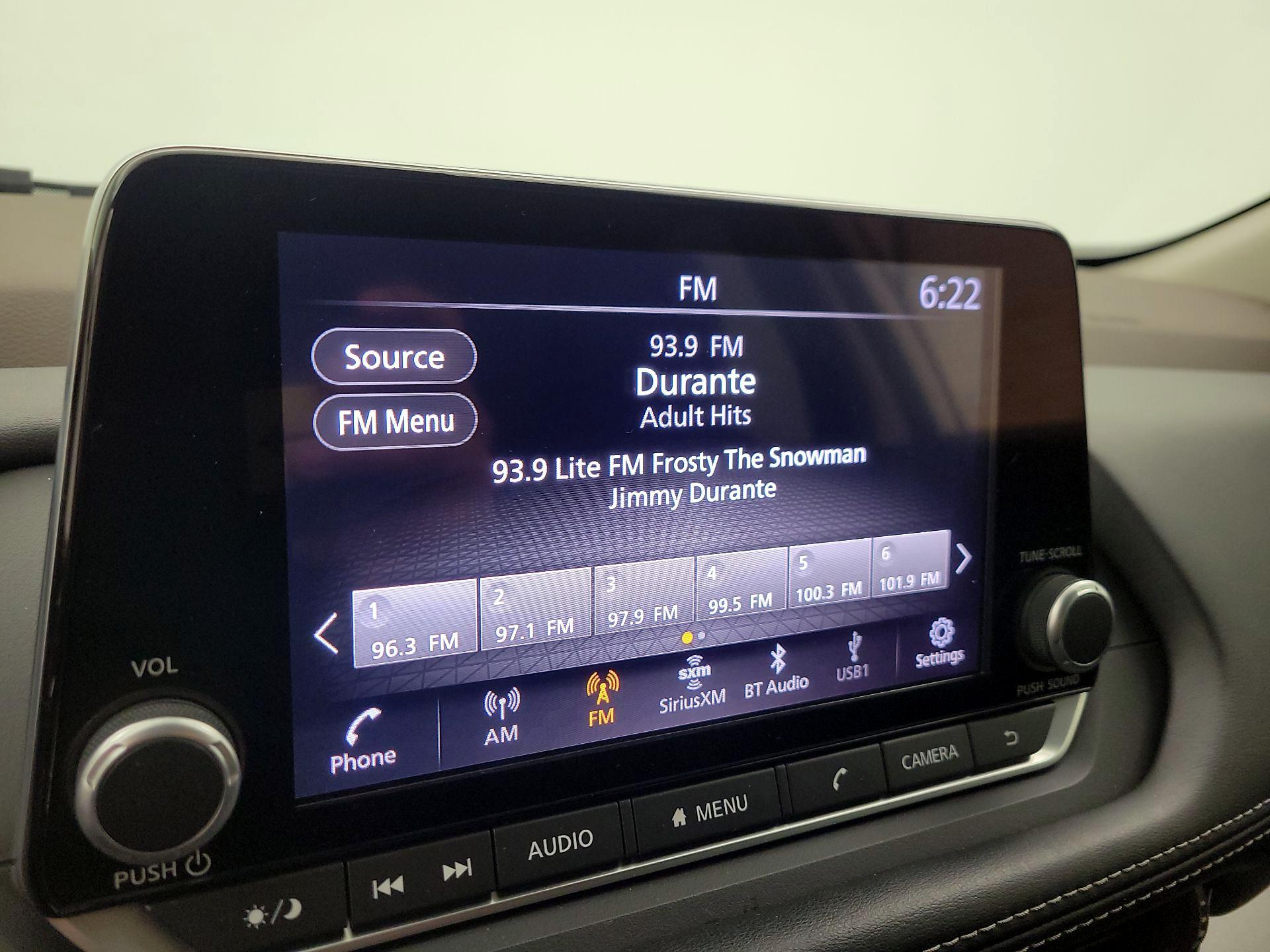 Thumbnail: 2023 Nissan Rogue - 15