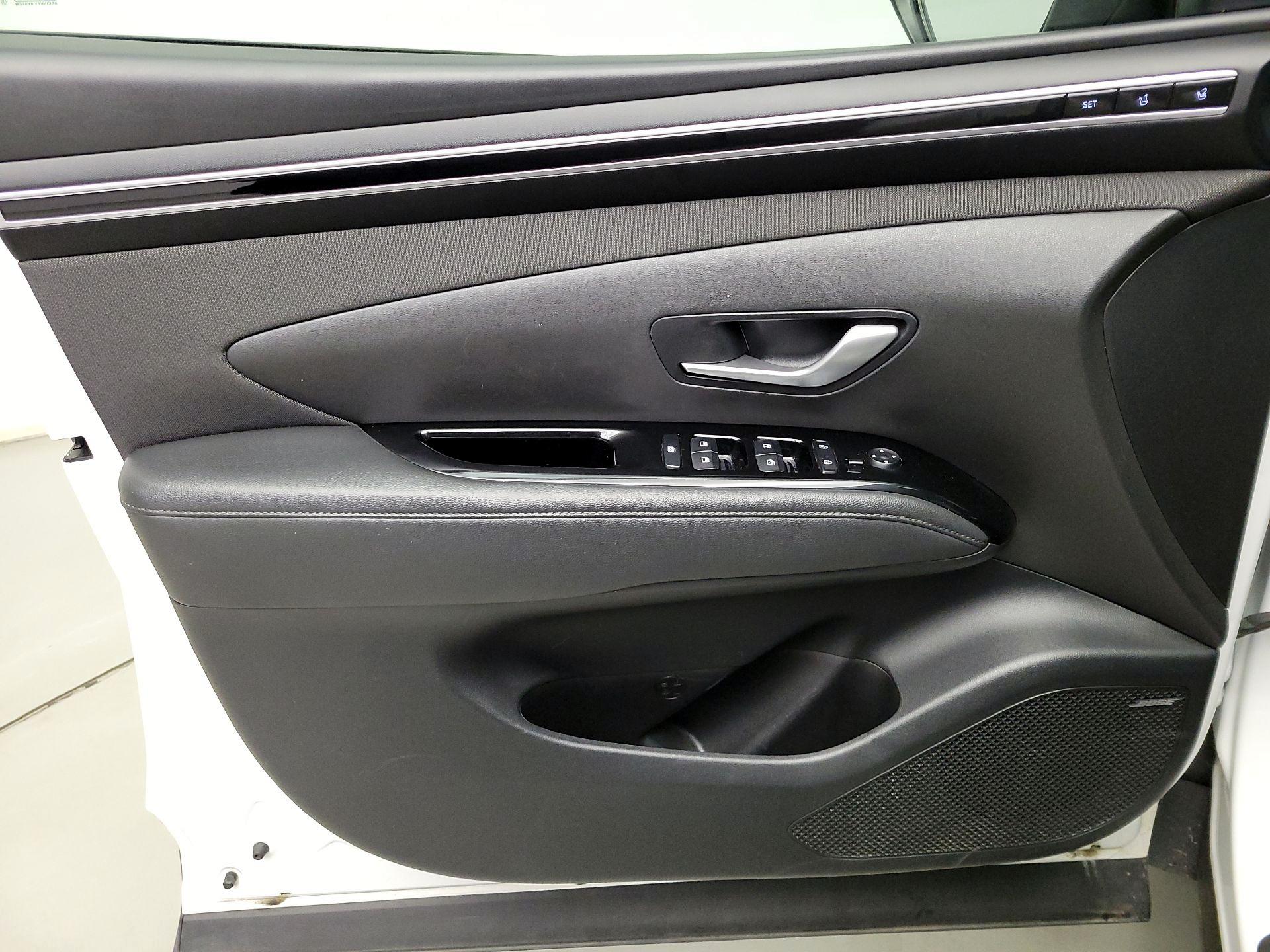 Thumbnail: 2023 Hyundai Tucson - 12