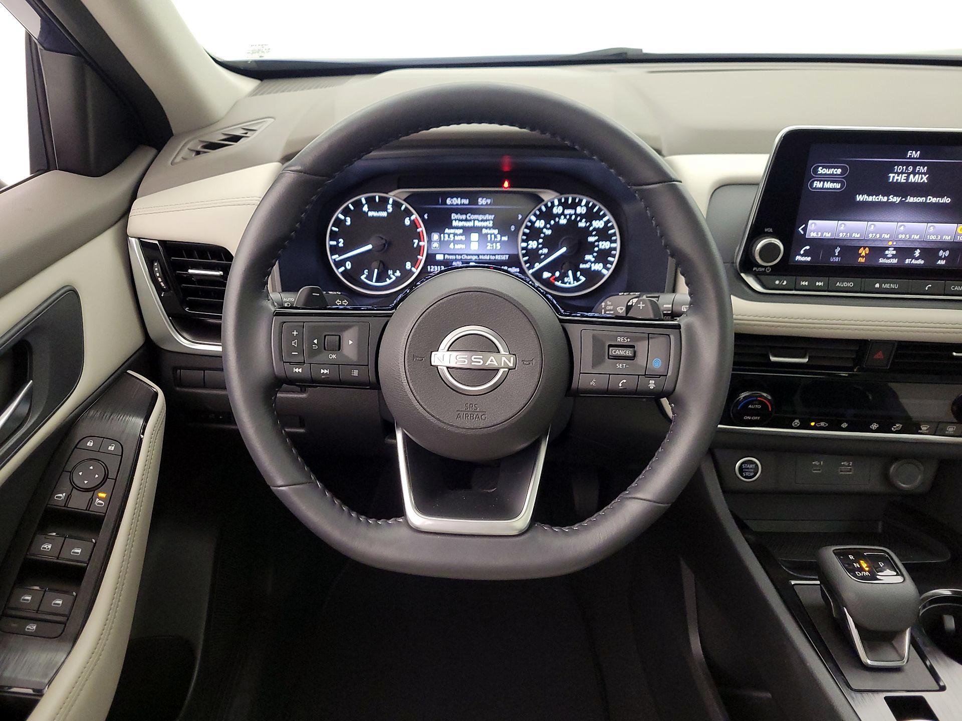 Thumbnail: 2022 Nissan Rogue - 10