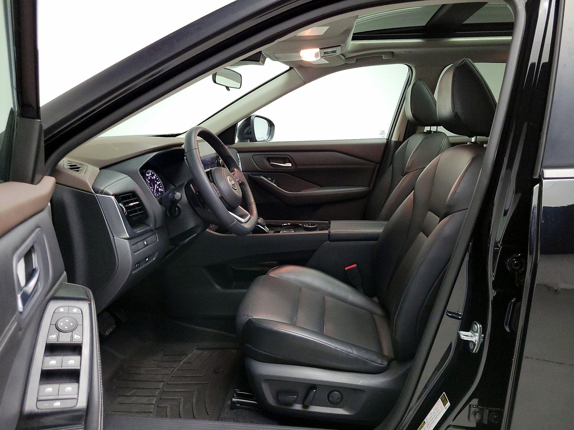 Thumbnail: 2022 Nissan Rogue - 11