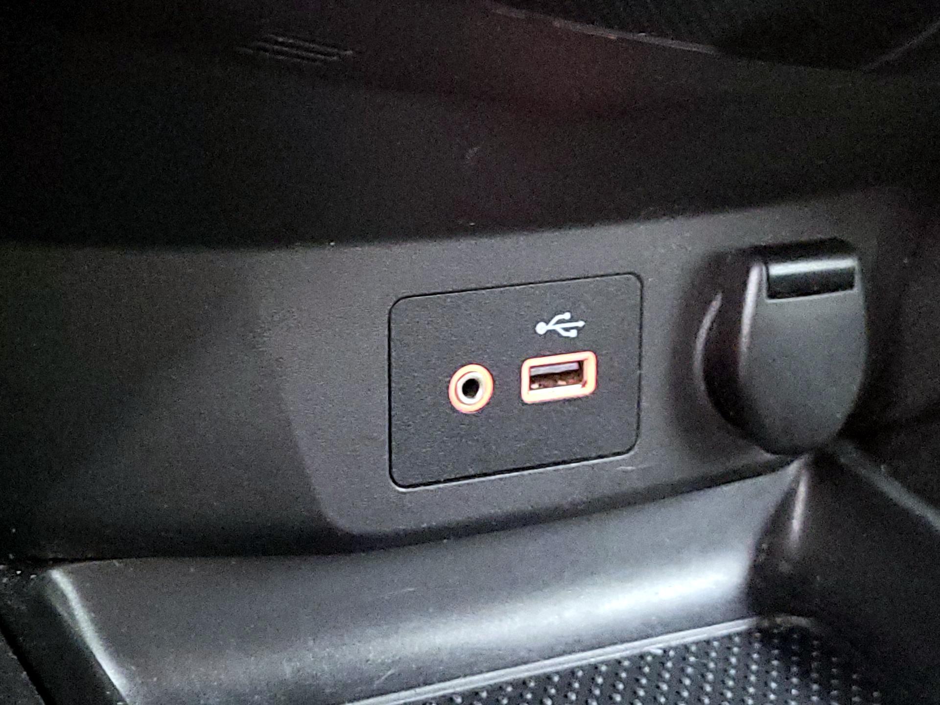 Thumbnail: 2021 Nissan Rogue Sport - 18