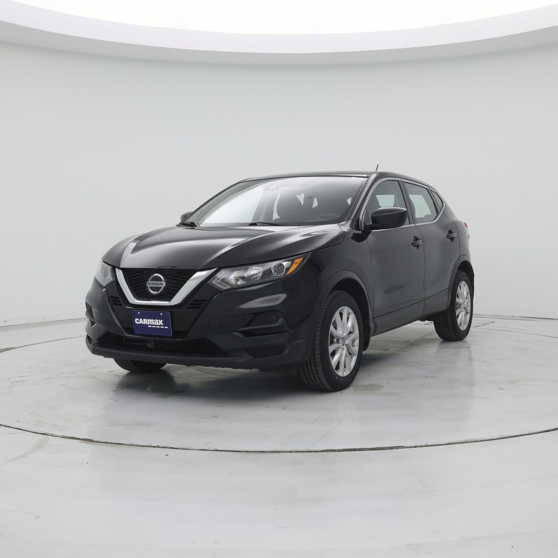 Thumbnail: 2021 Nissan Rogue Sport - 4