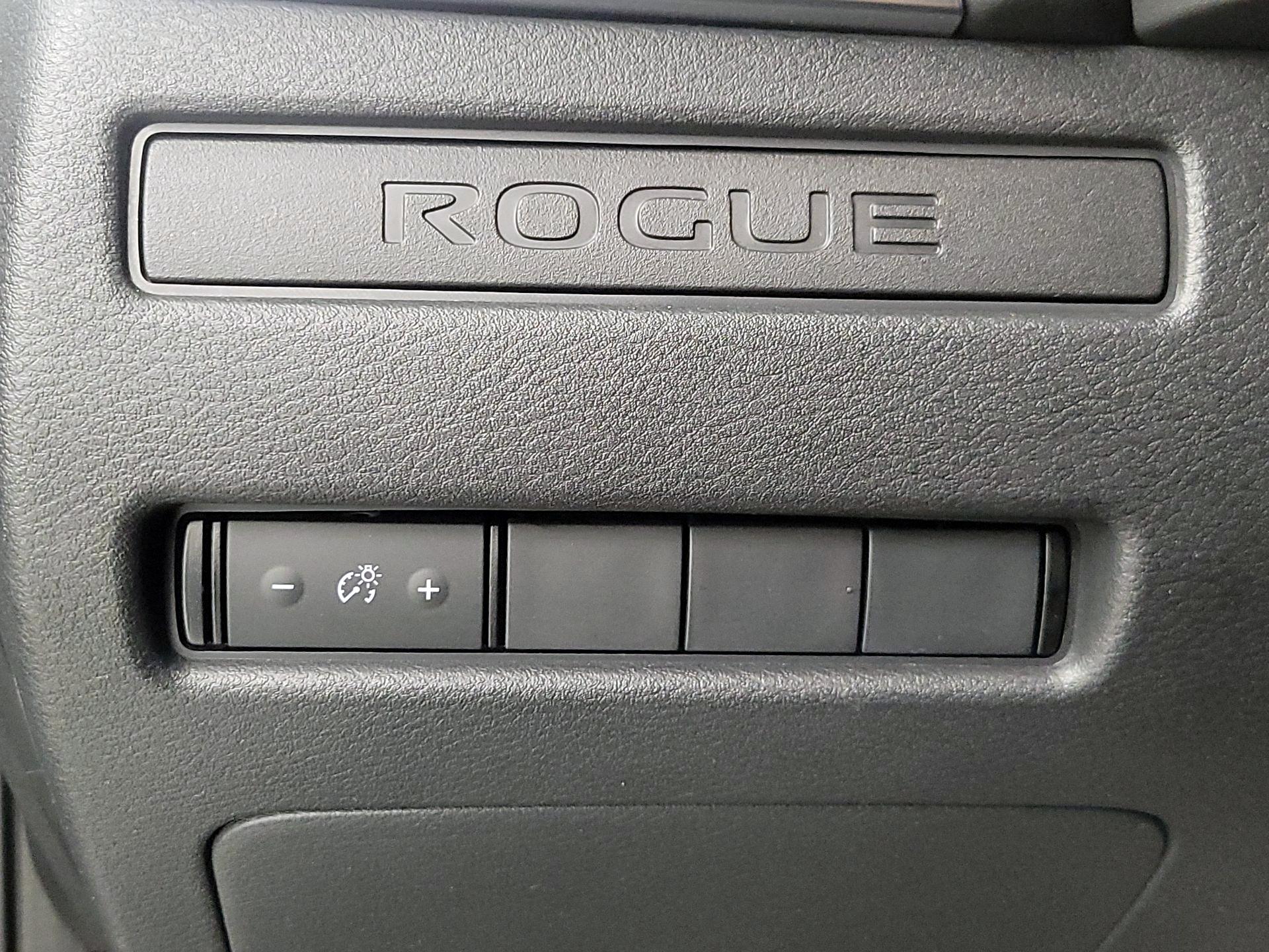 Thumbnail: 2023 Nissan Rogue - 13